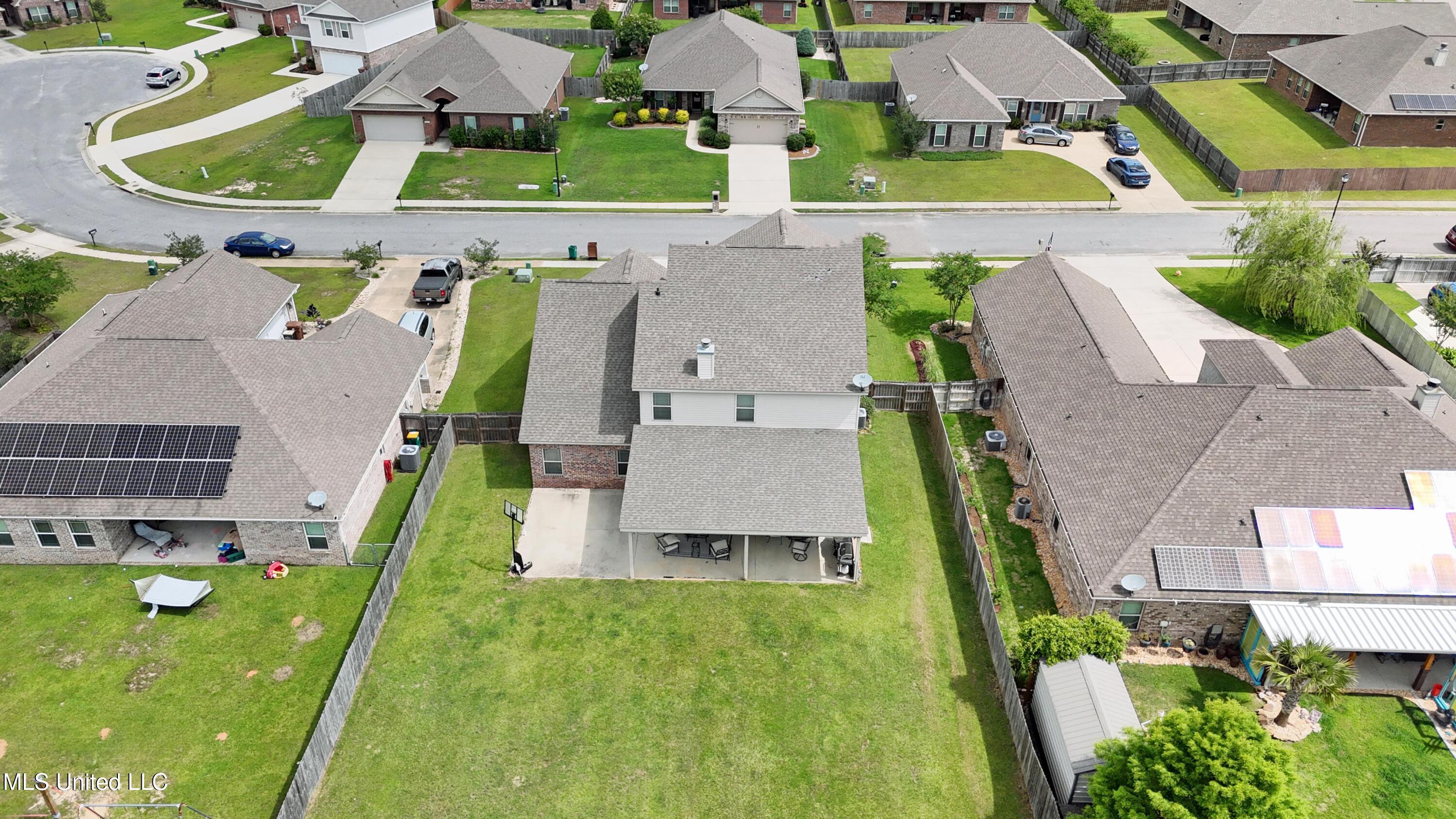 18225 Tulip Cove
