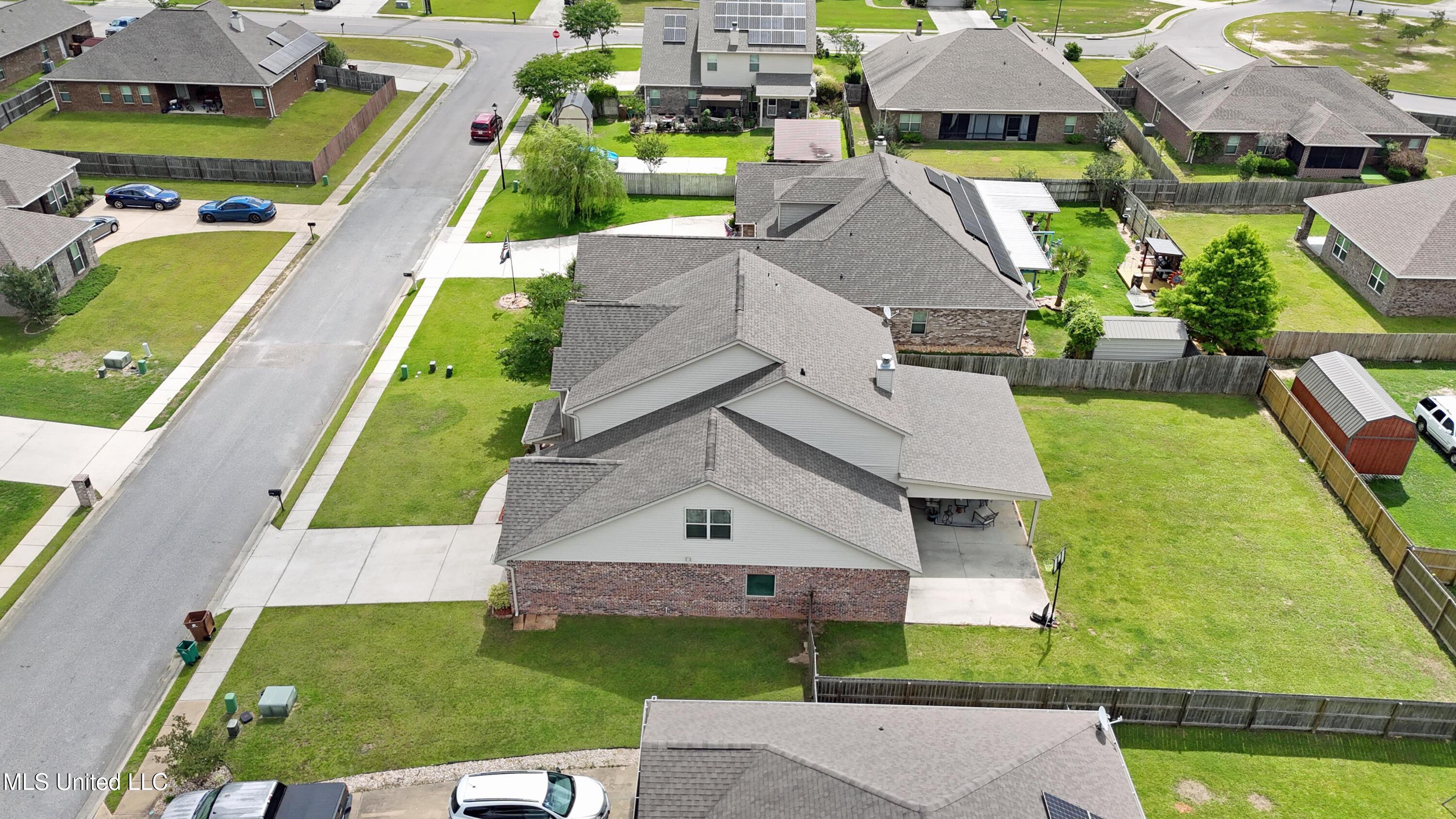 18225 Tulip Cove