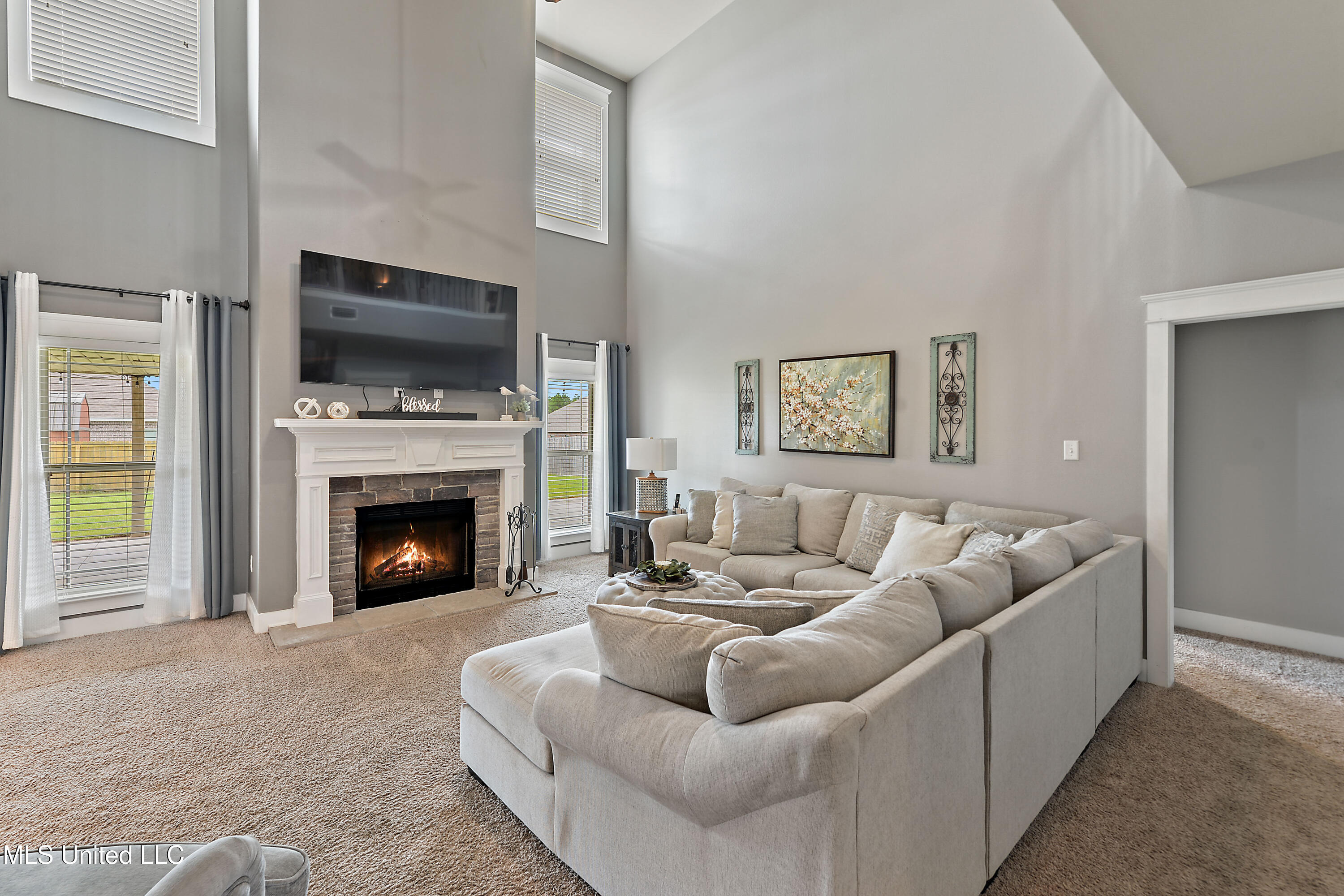 18225 Tulip Cove