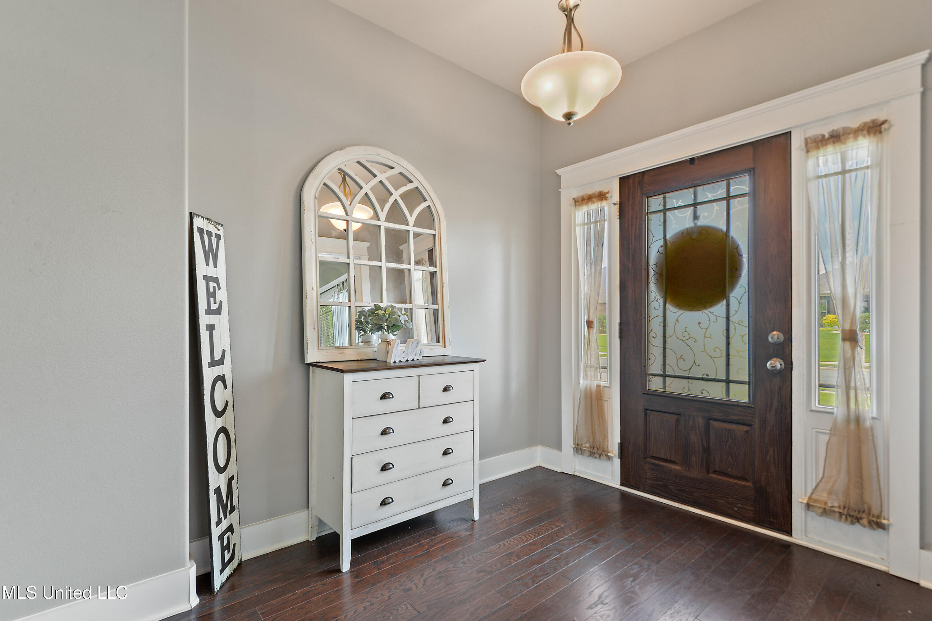 18225 Tulip Cove