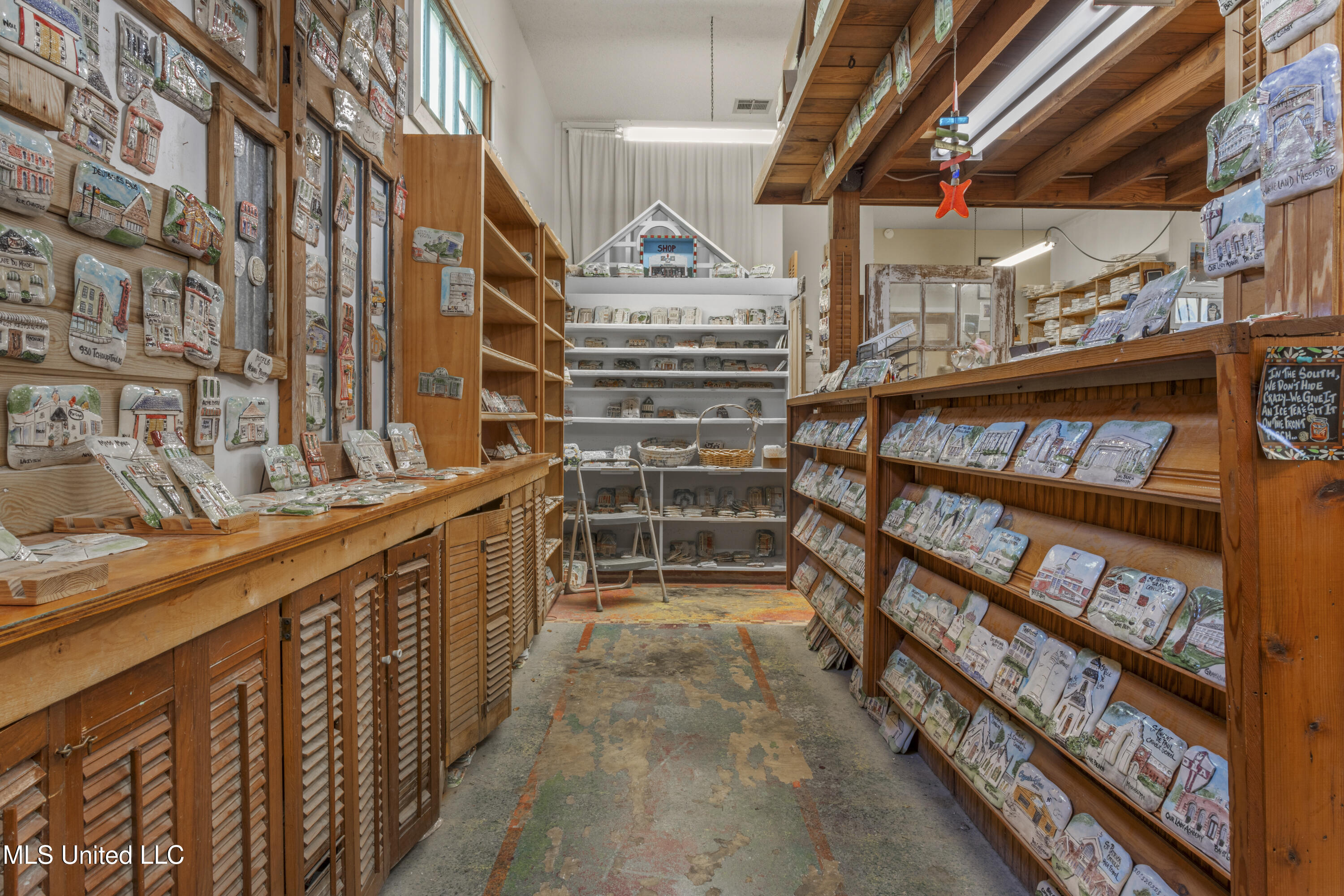 220 Main -105 South Toulme Street