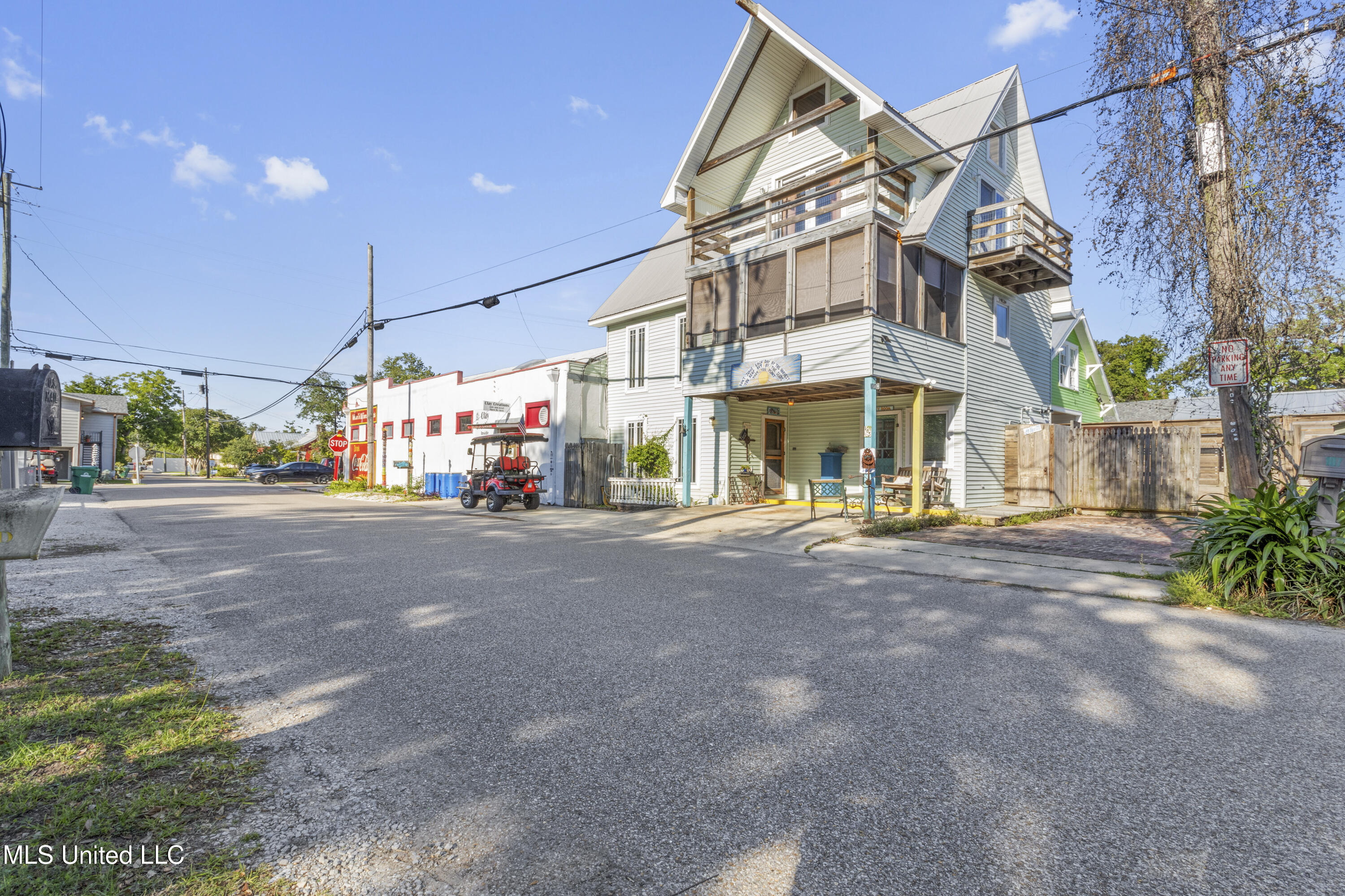 220 Main -105 South Toulme Street