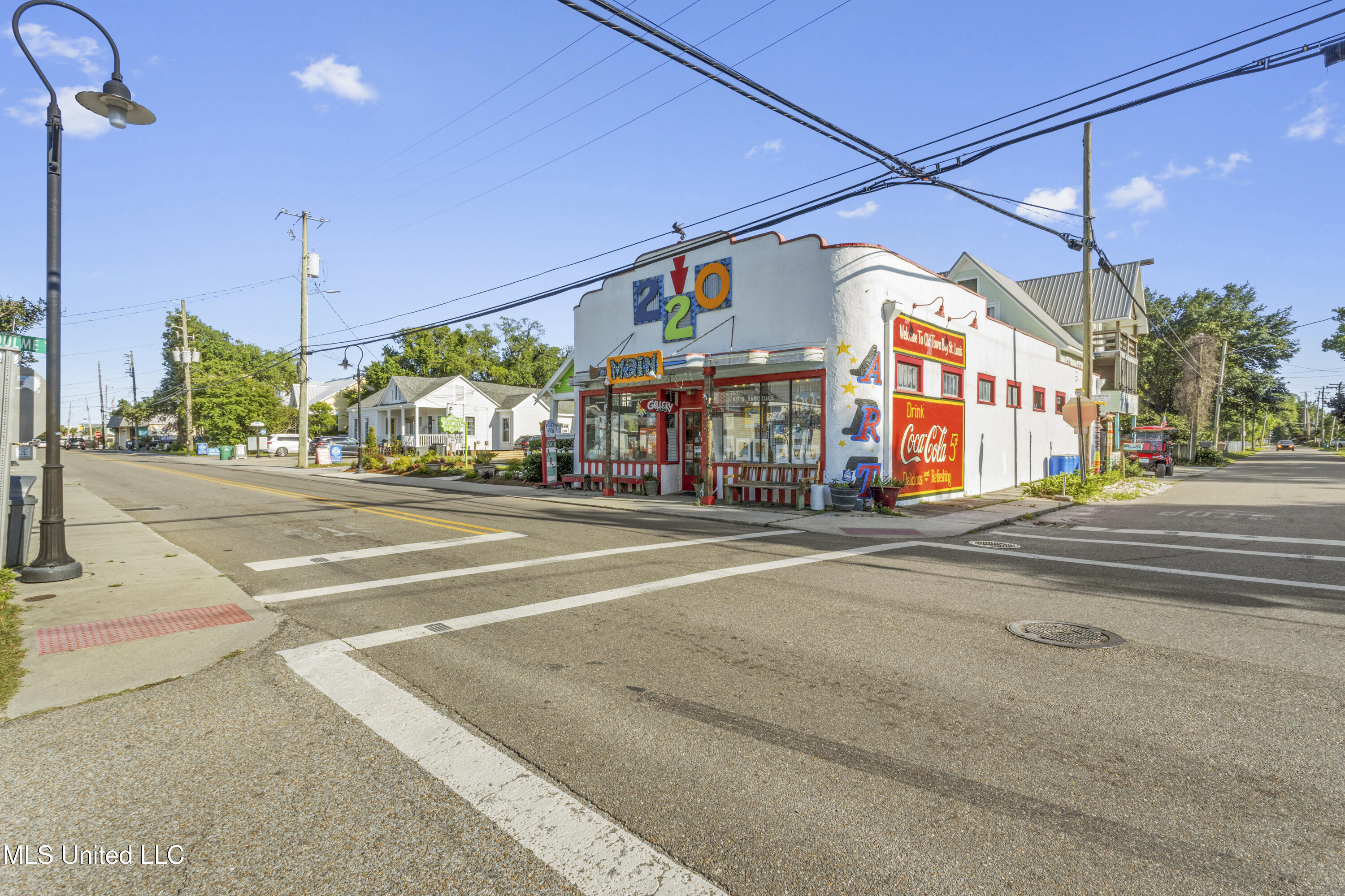 220 Main -105 South Toulme Street