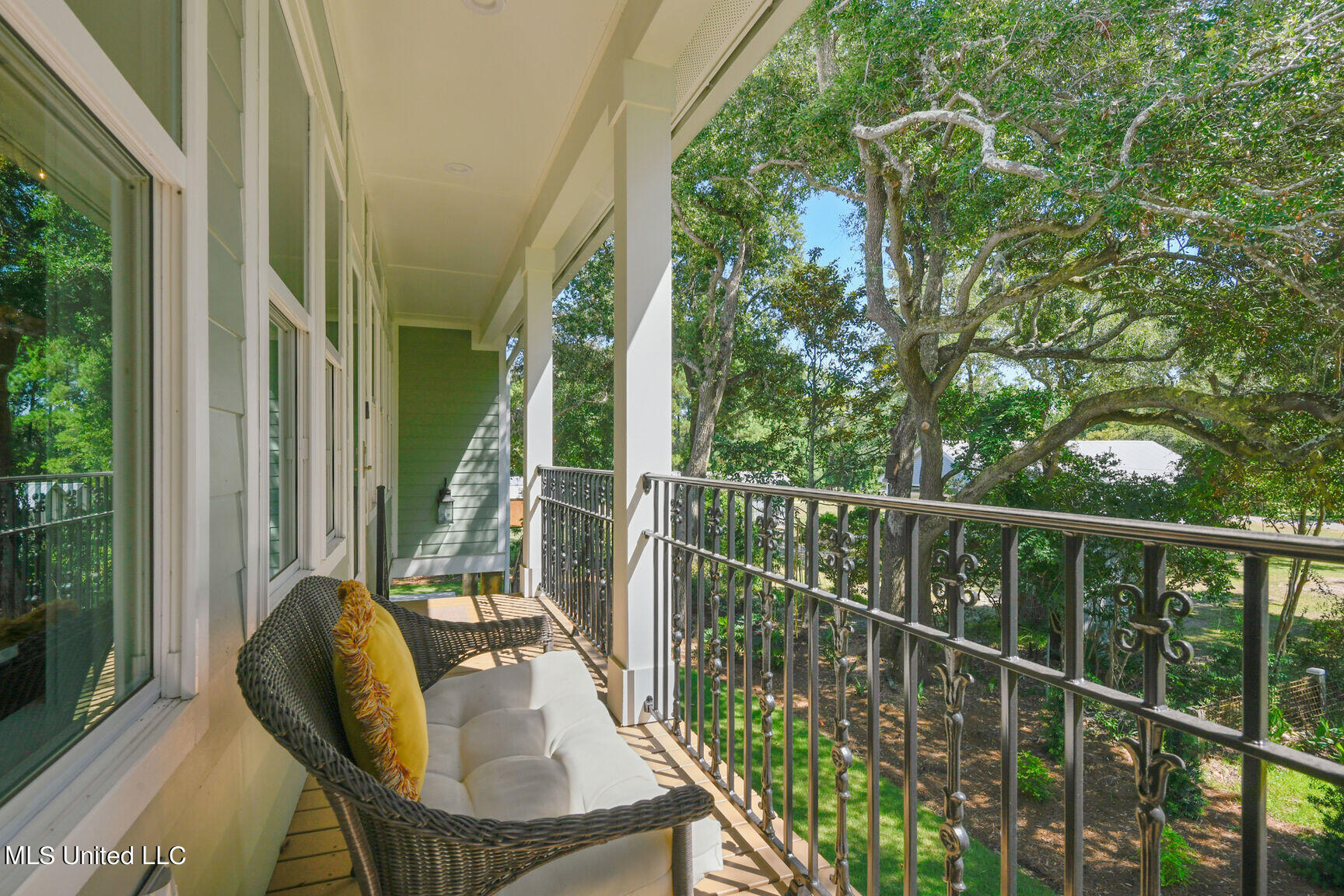 316 Leonhard Avenue