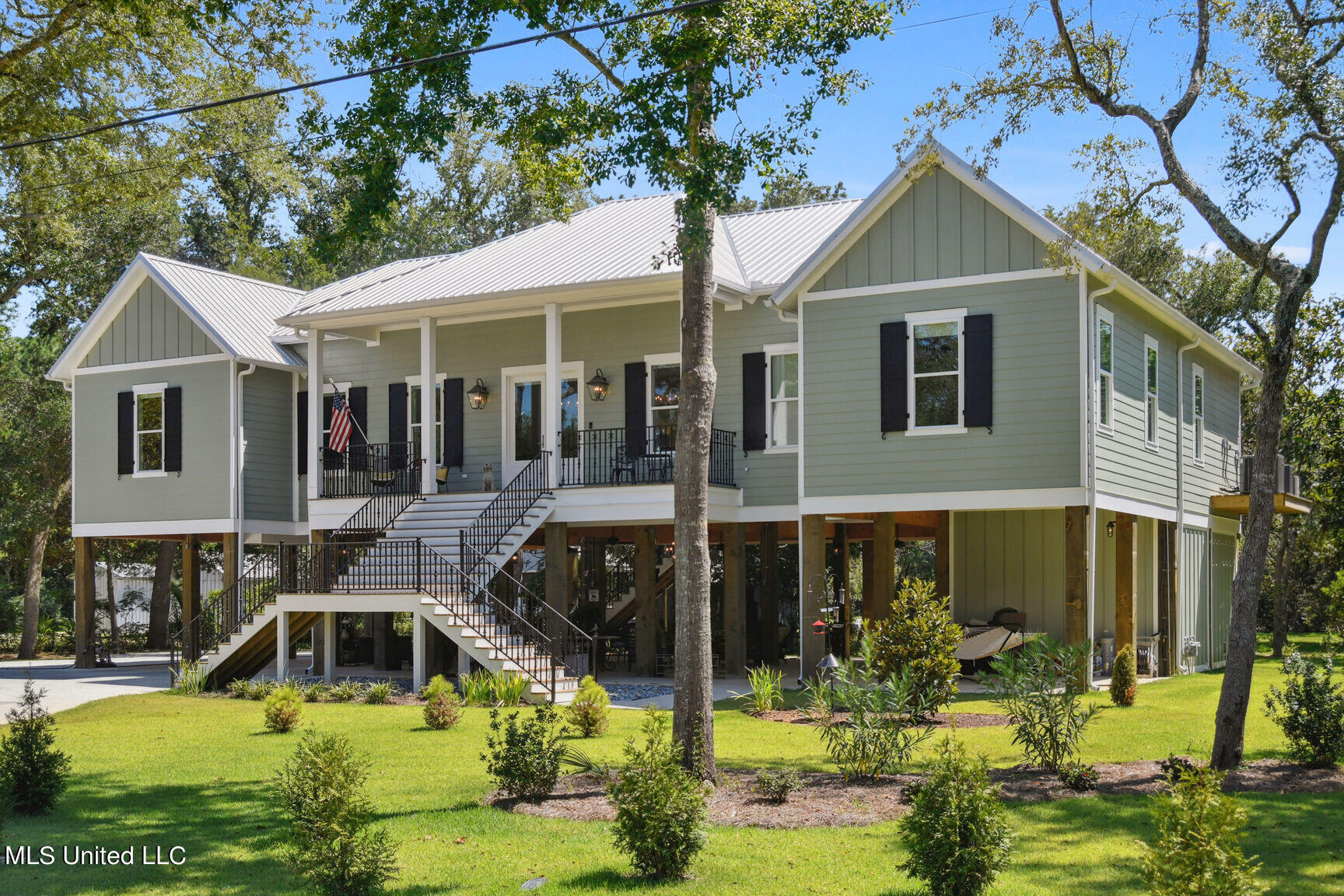 316 Leonhard Avenue