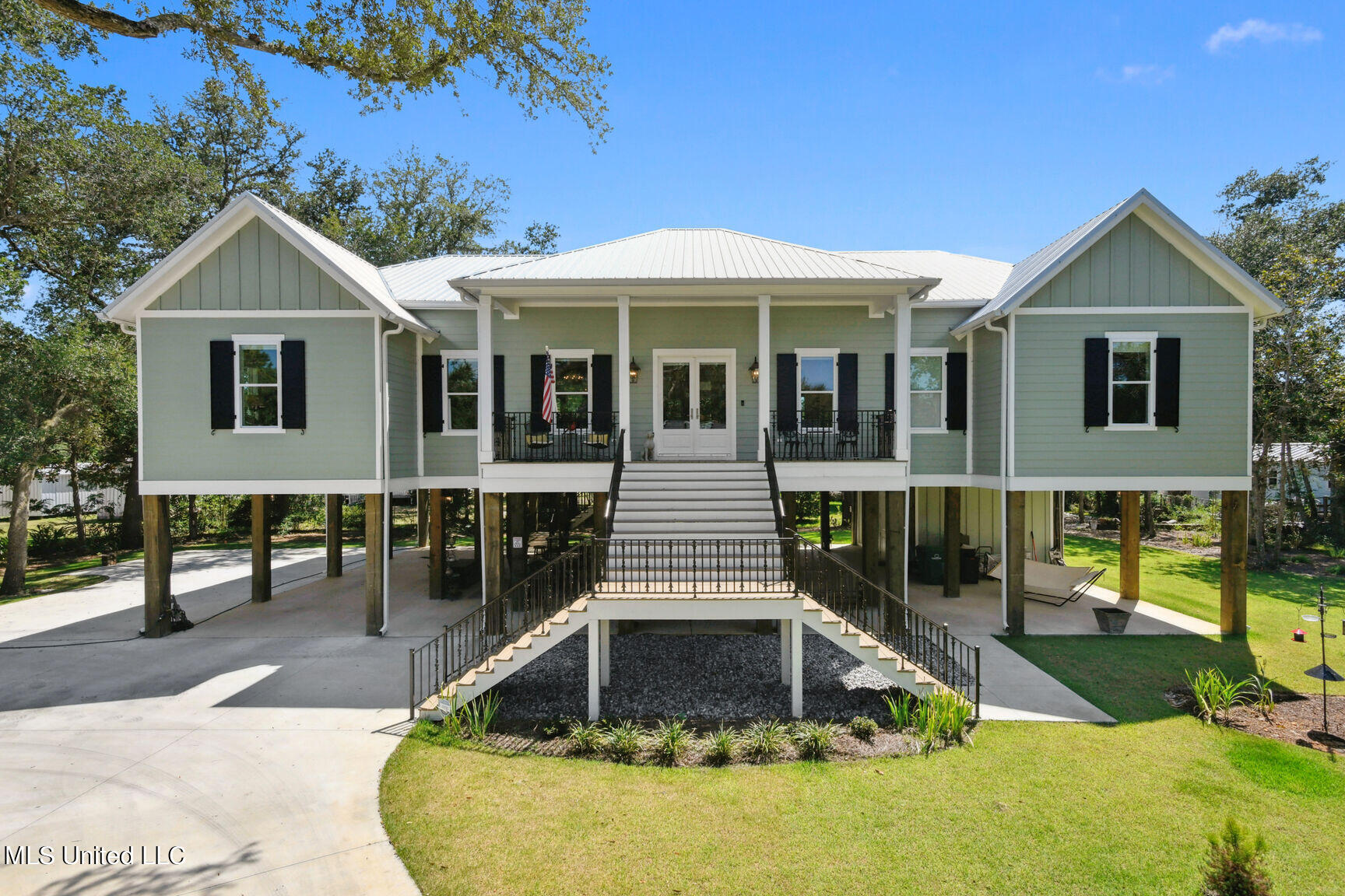 316 Leonhard Avenue