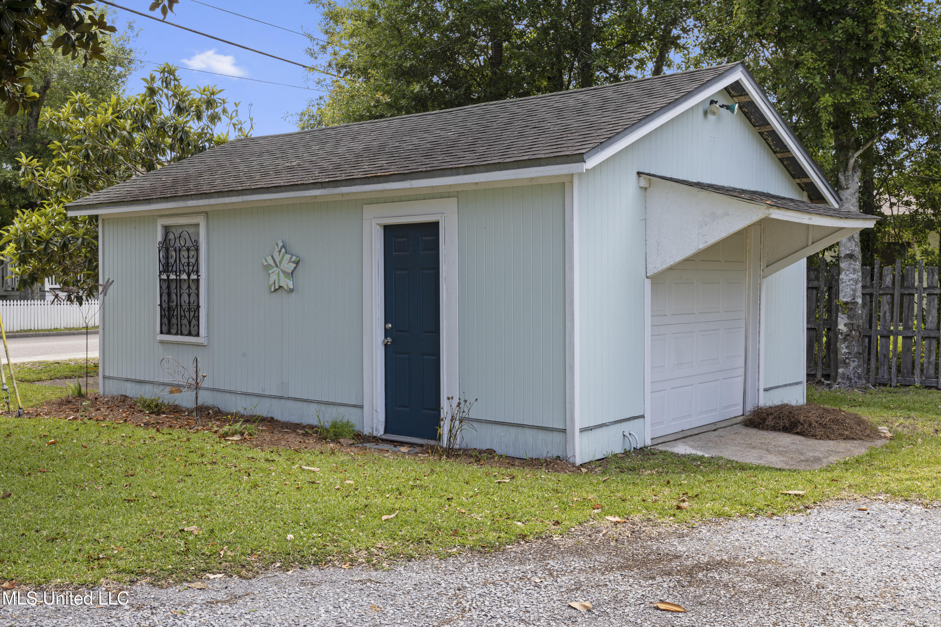 866 Washington Street