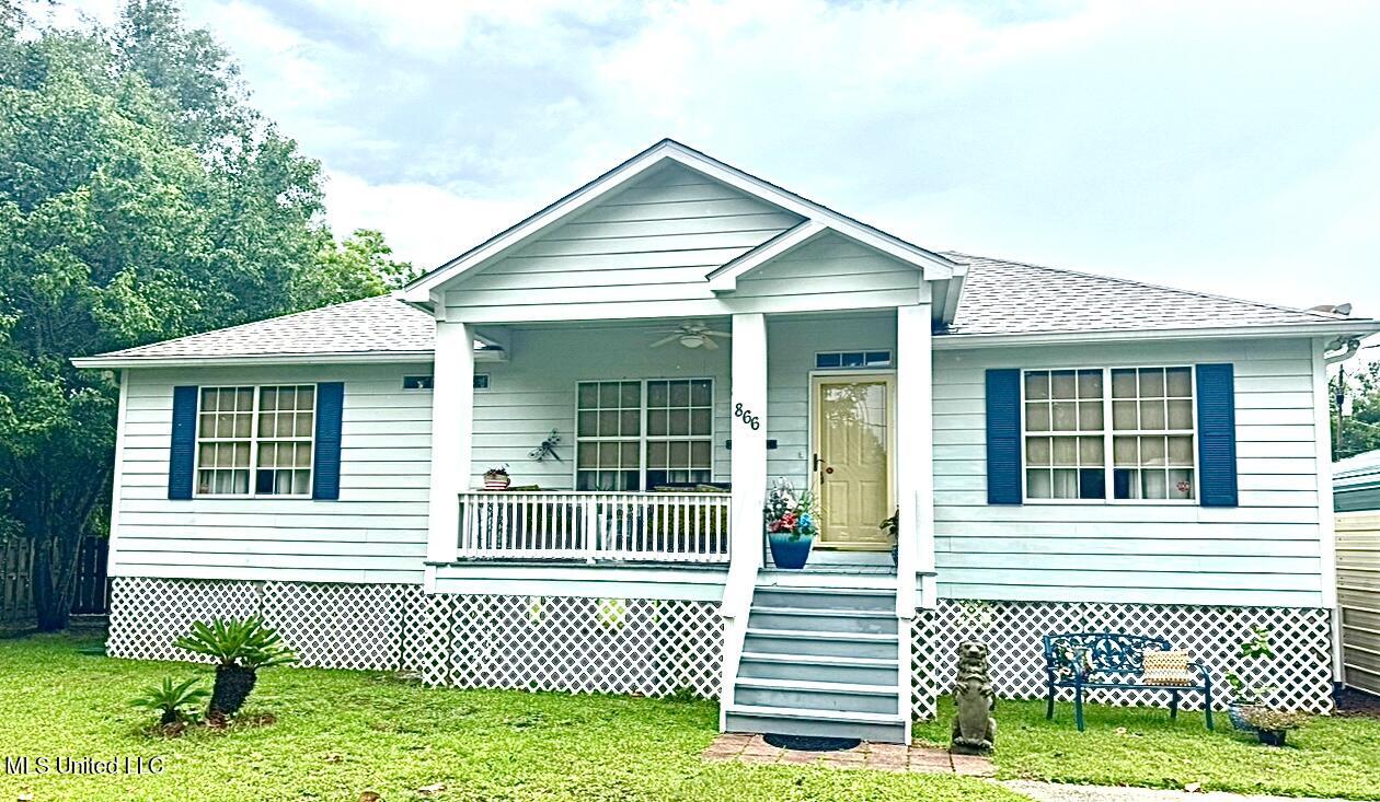 866 Washington Street