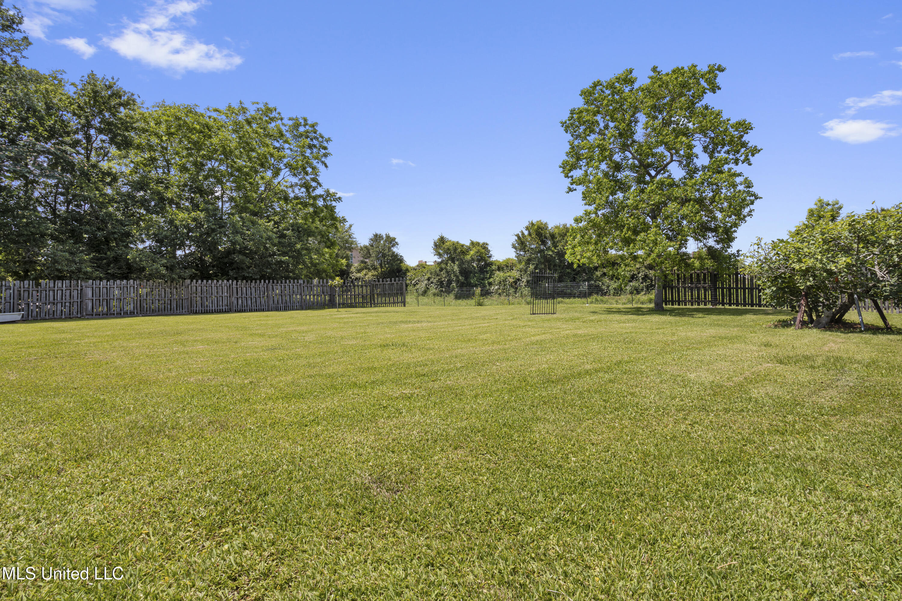 866 Washington Street