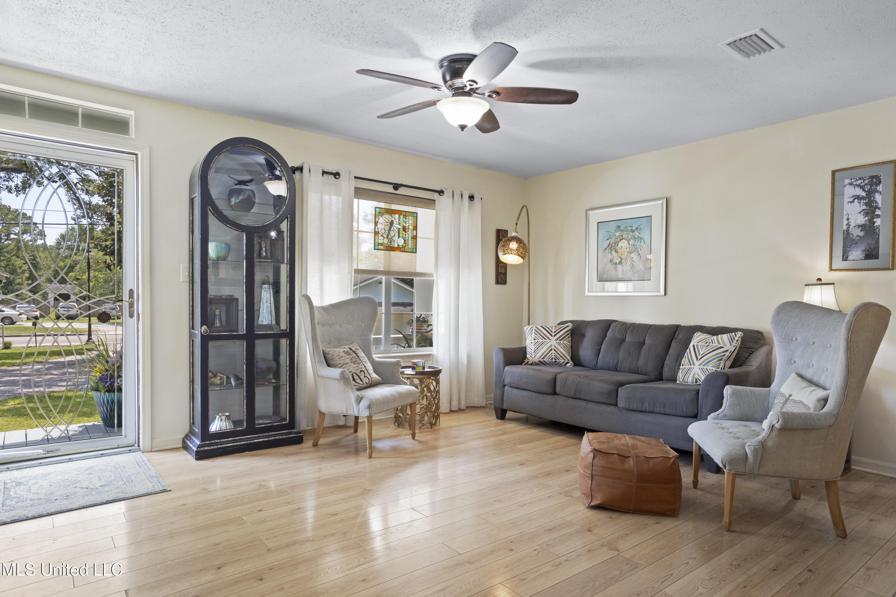 866 Washington Street