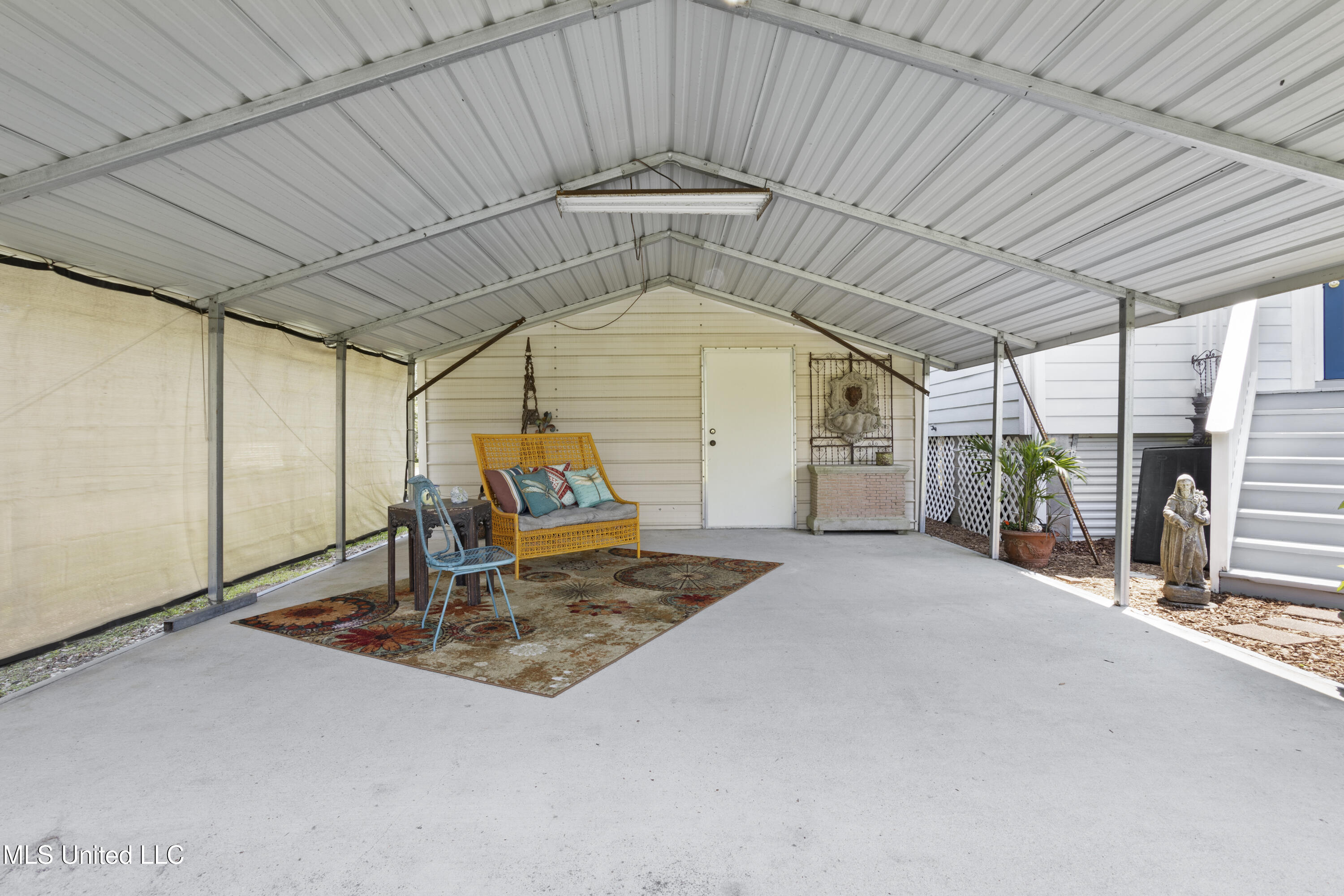 866 Washington Street