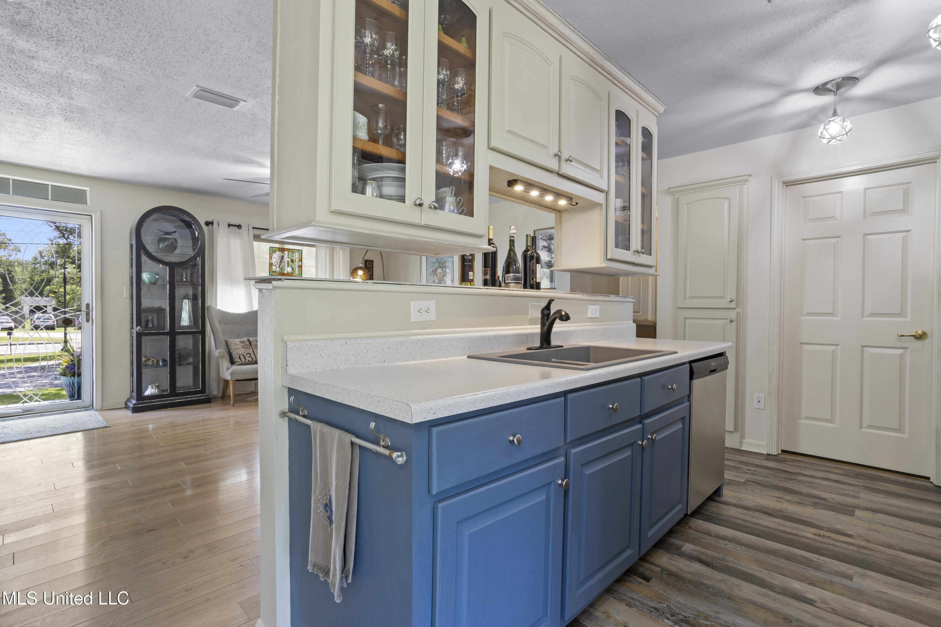 866 Washington Street