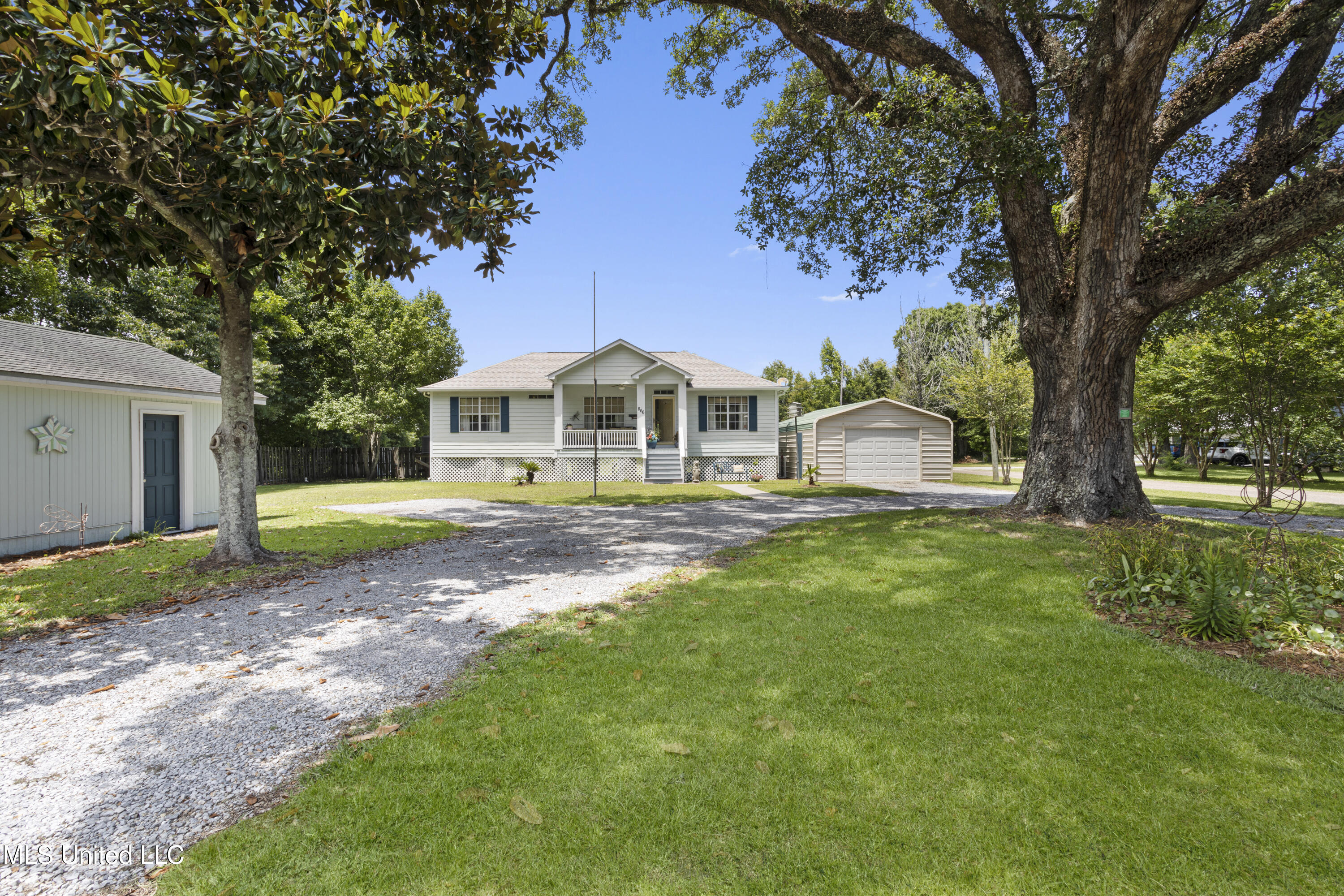 866 Washington Street