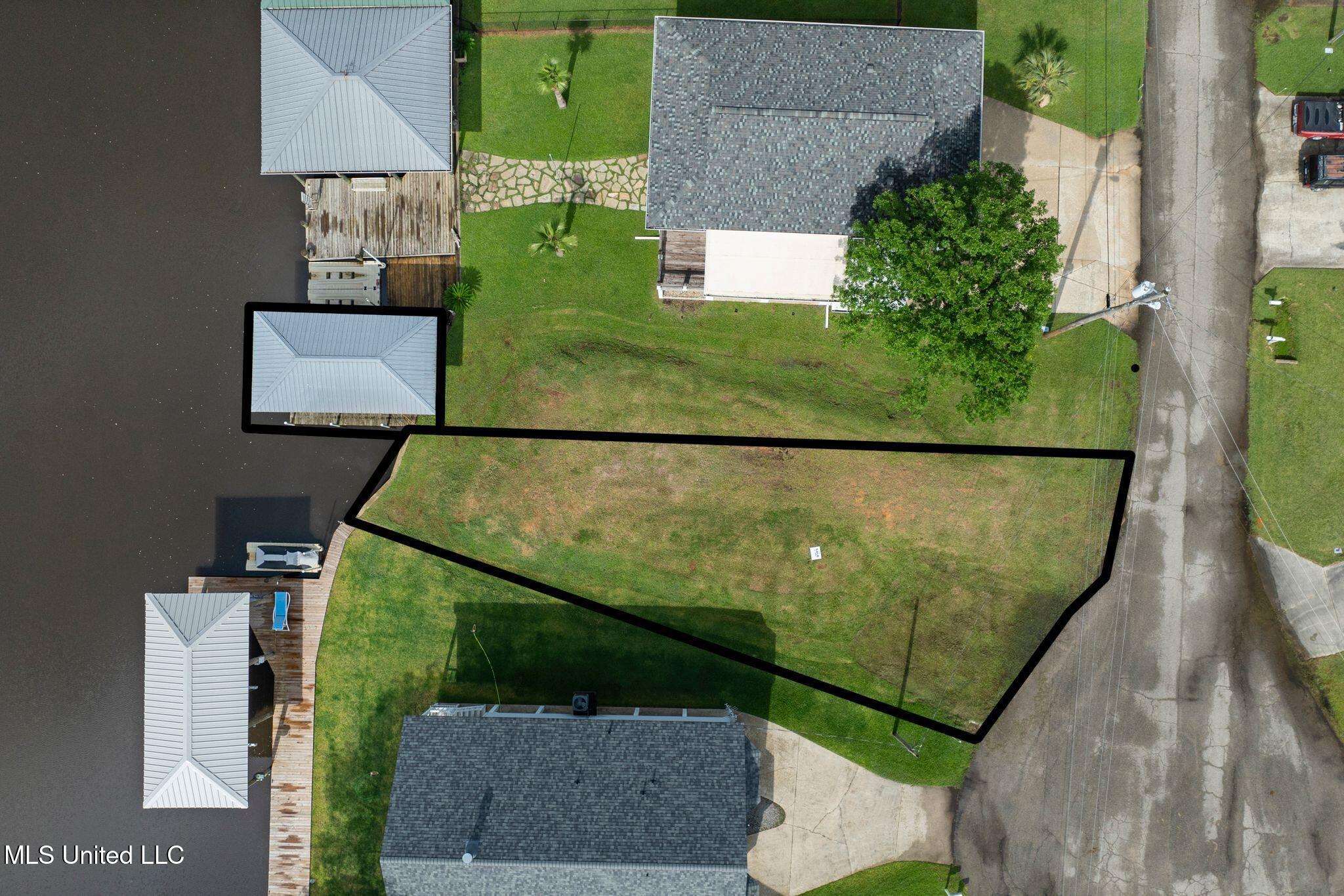 6117 Kiowa Street