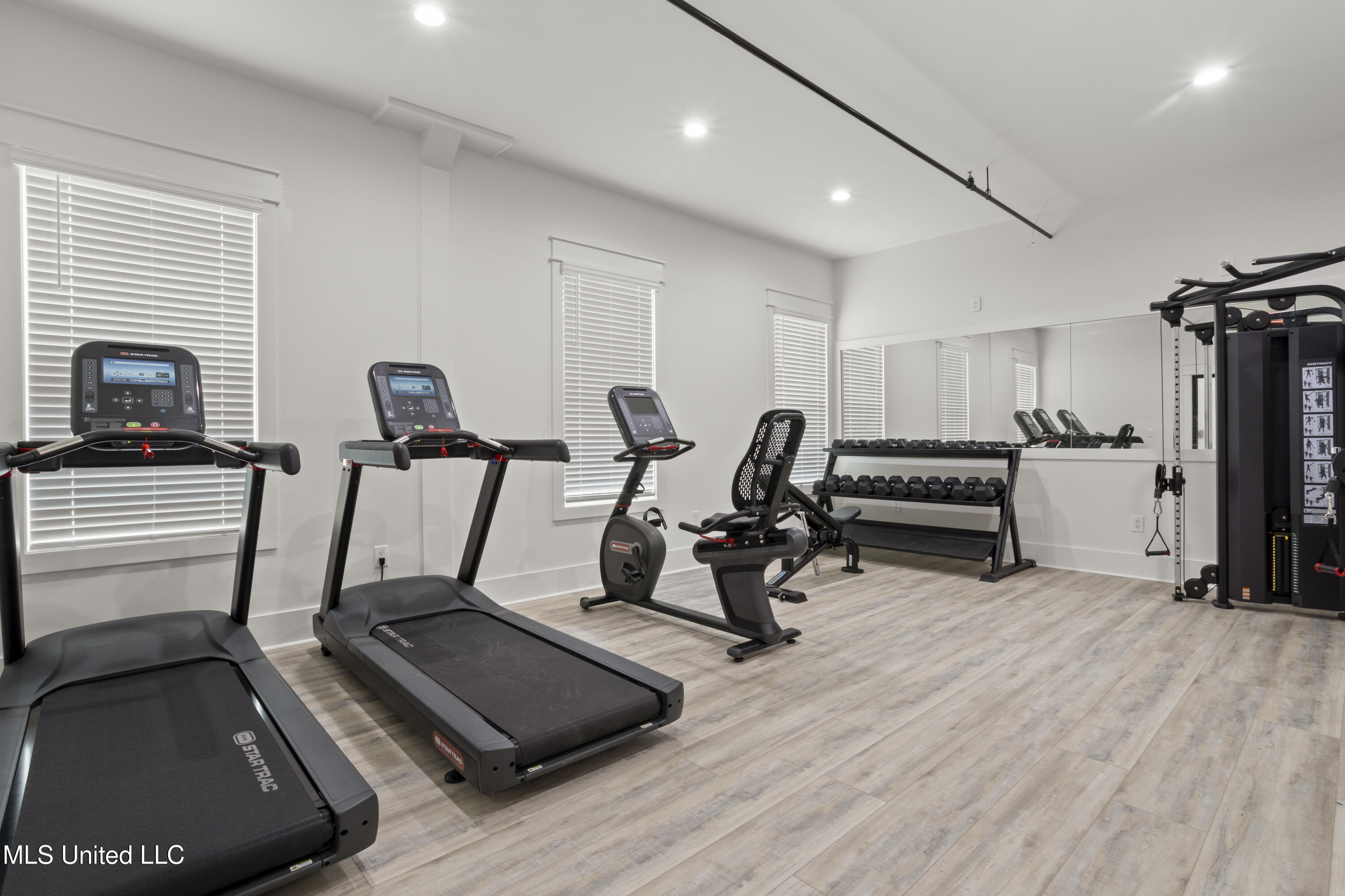 124 Court Unit #206 Street, 206