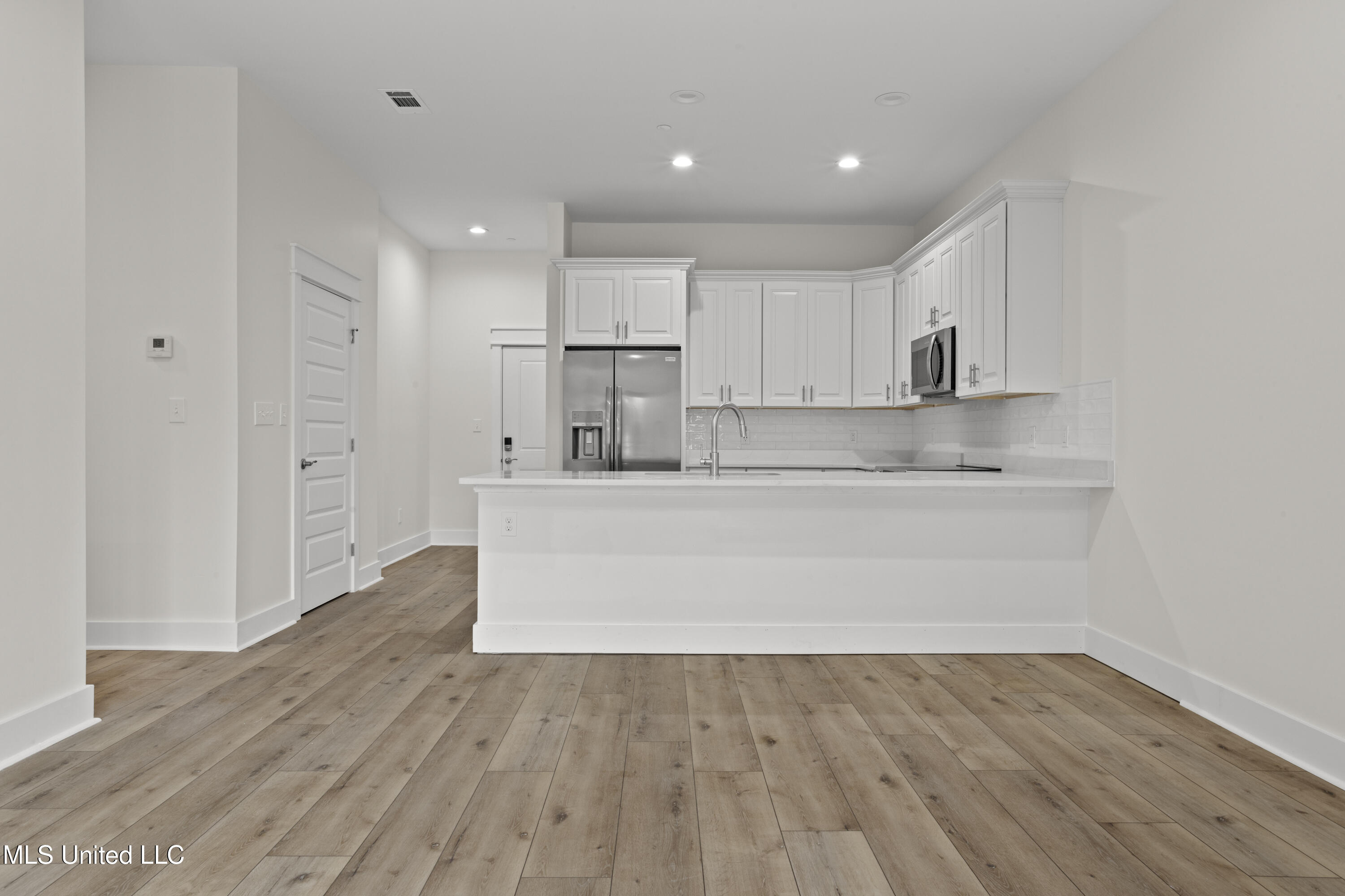 124 Court Unit#302 Street