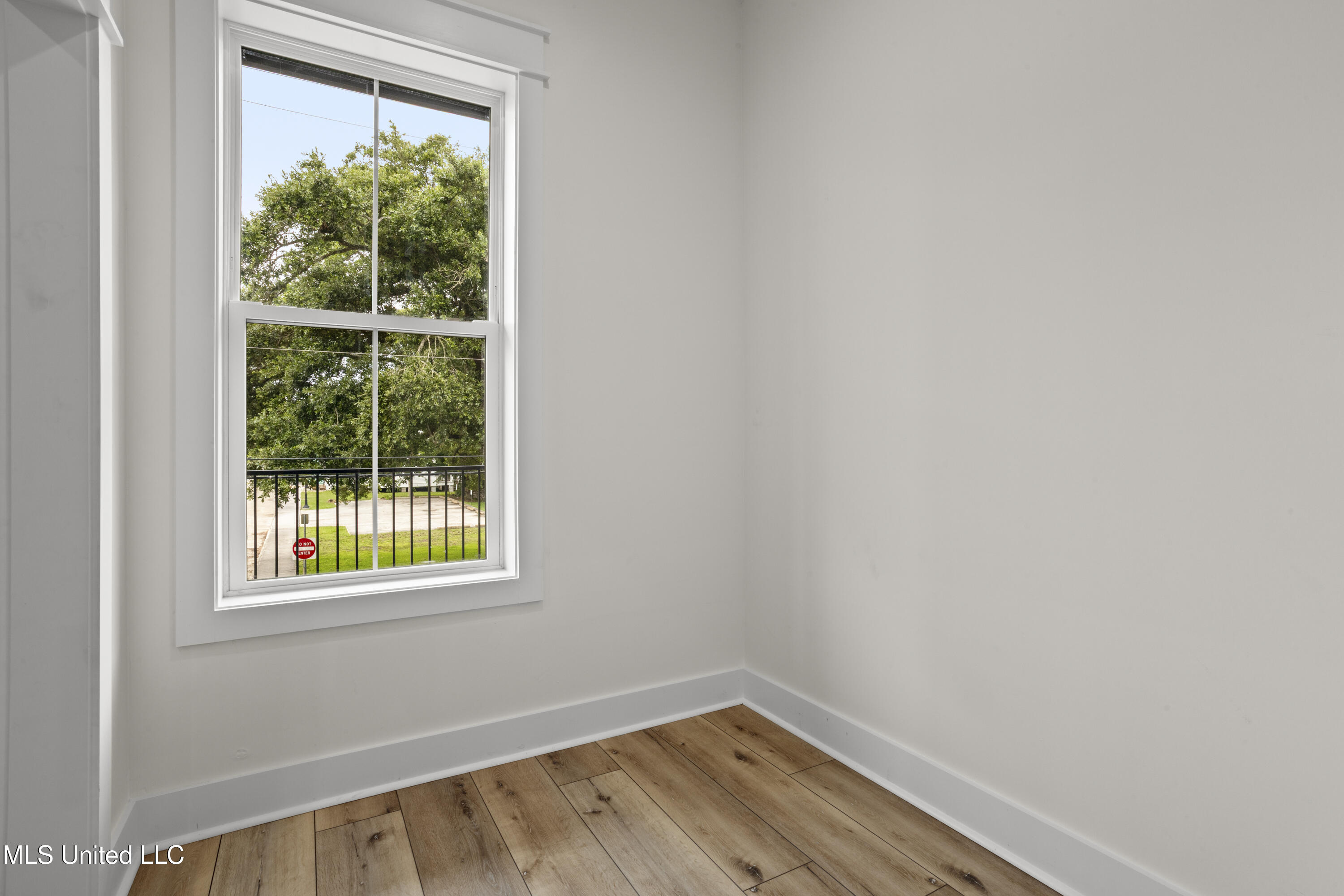 124 Court Unit#302 Street