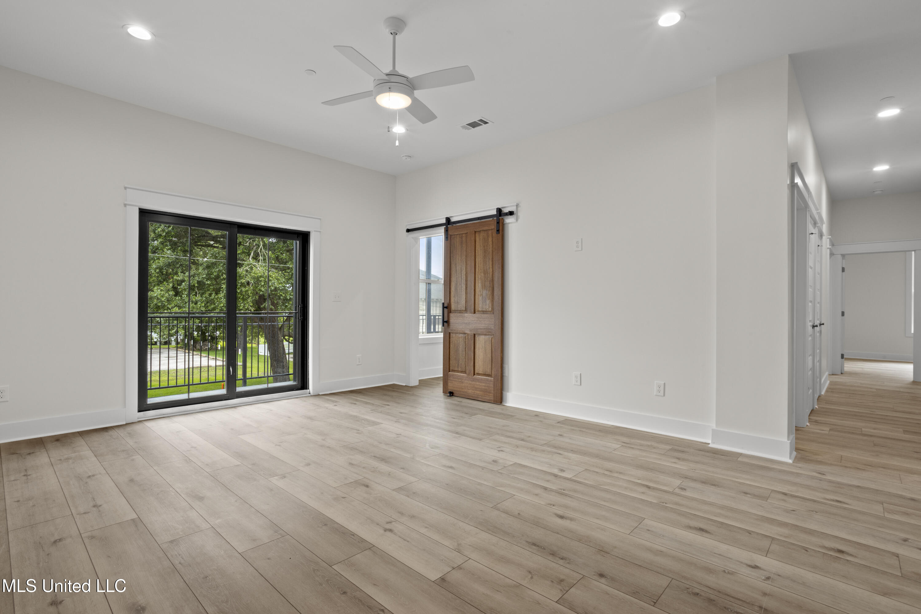 124 Court Unit#302 Street
