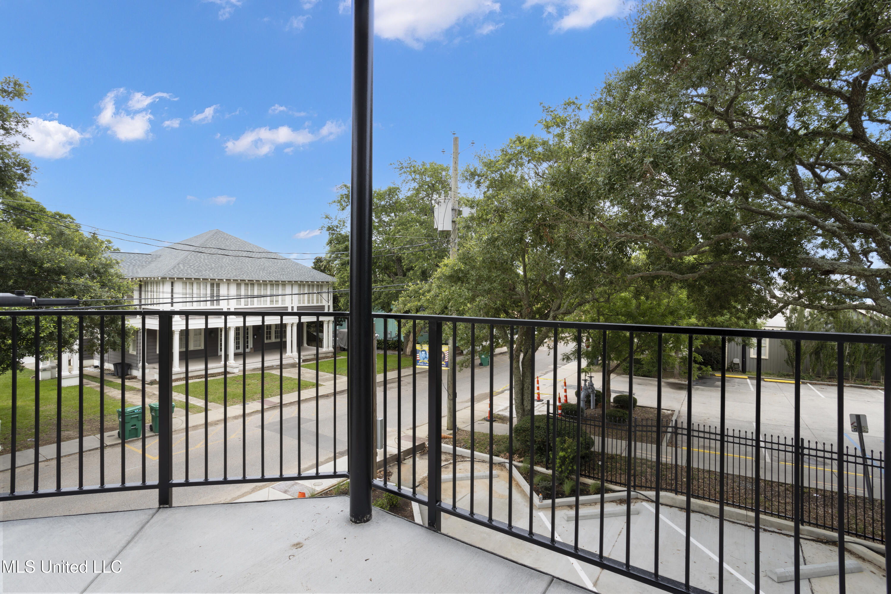 124 Court Unit#302 Street