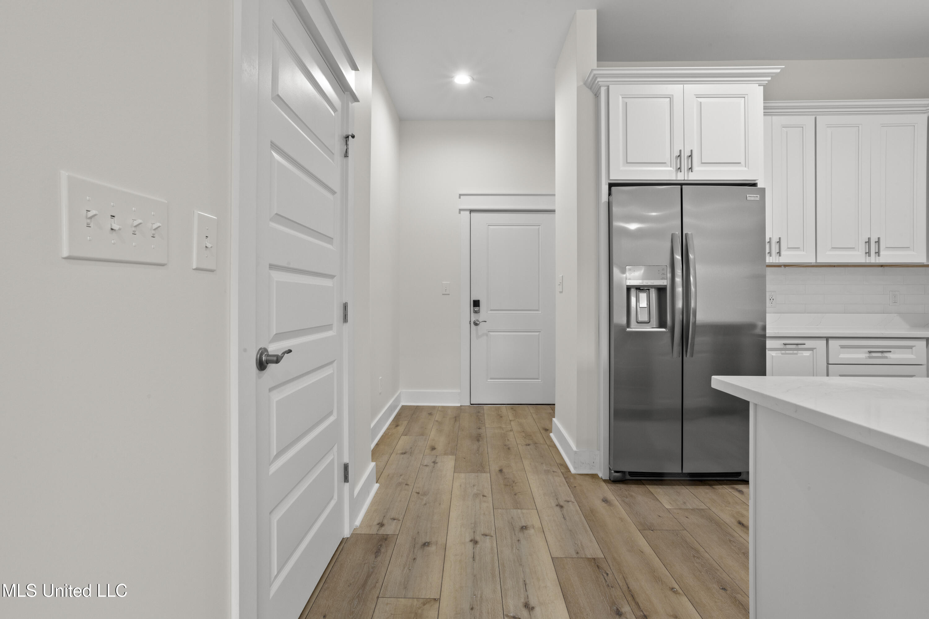 124 Court Unit#302 Street