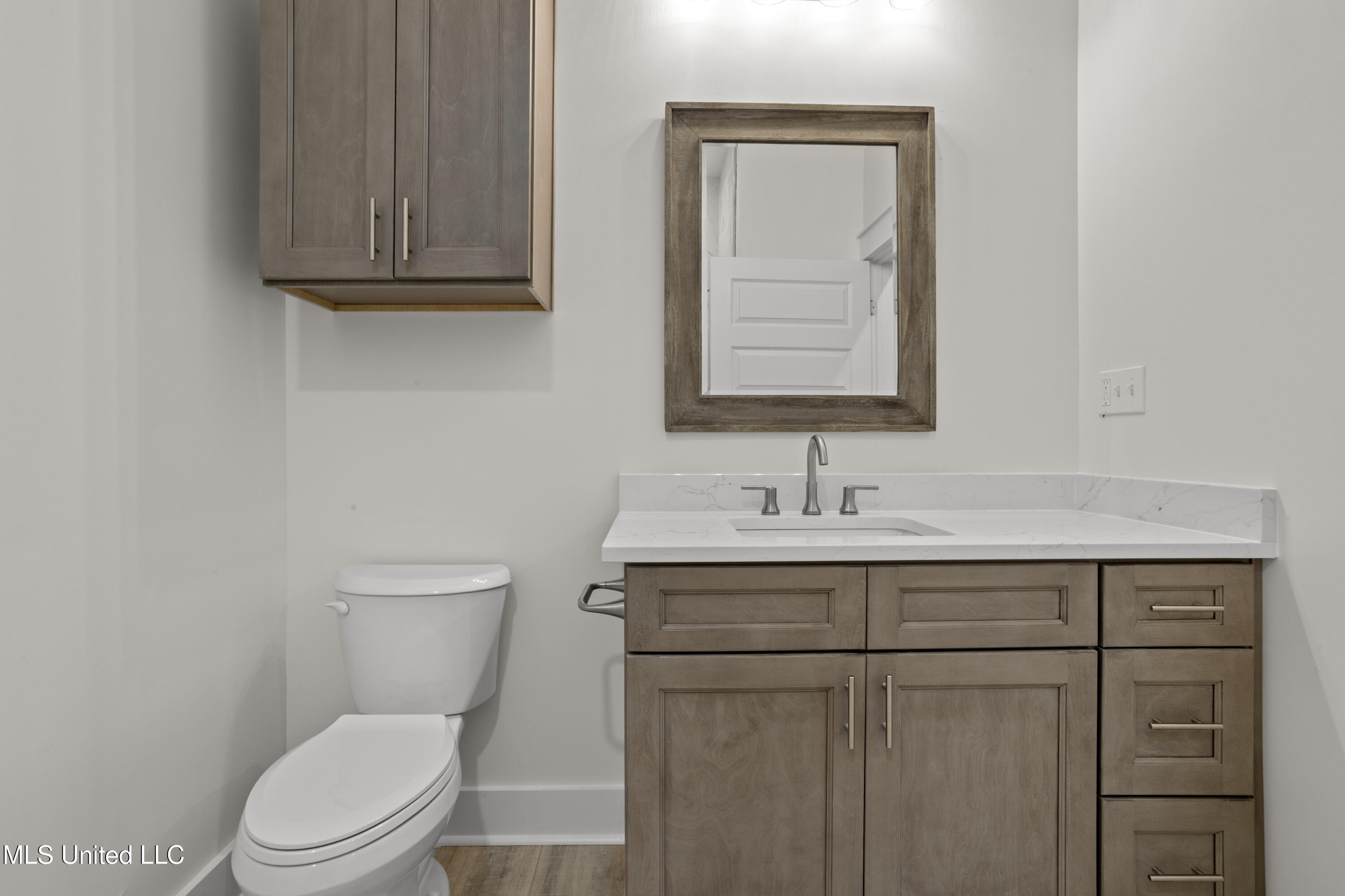 124 Court Unit #203 Street