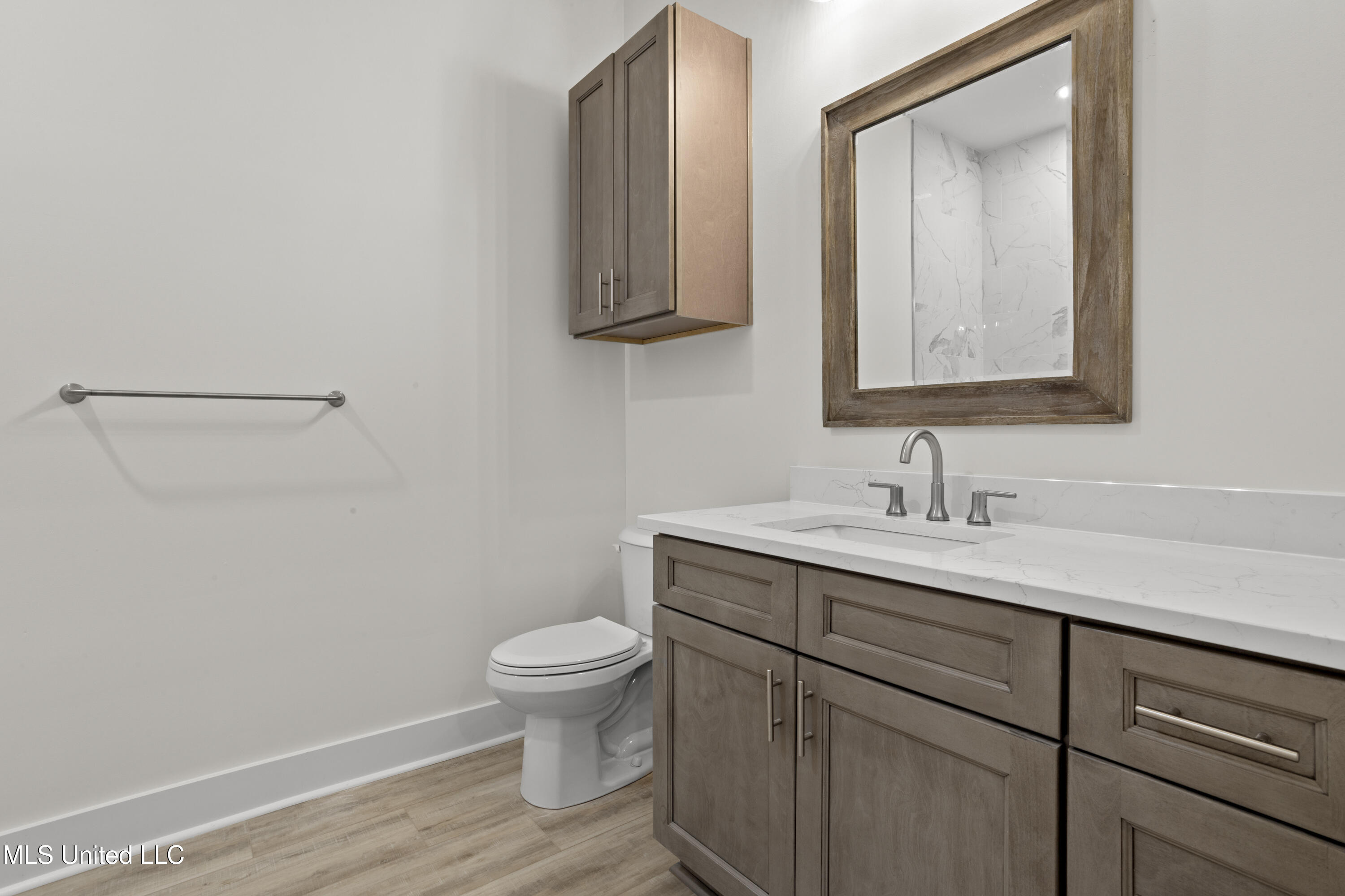 124 Court Unit #203 Street