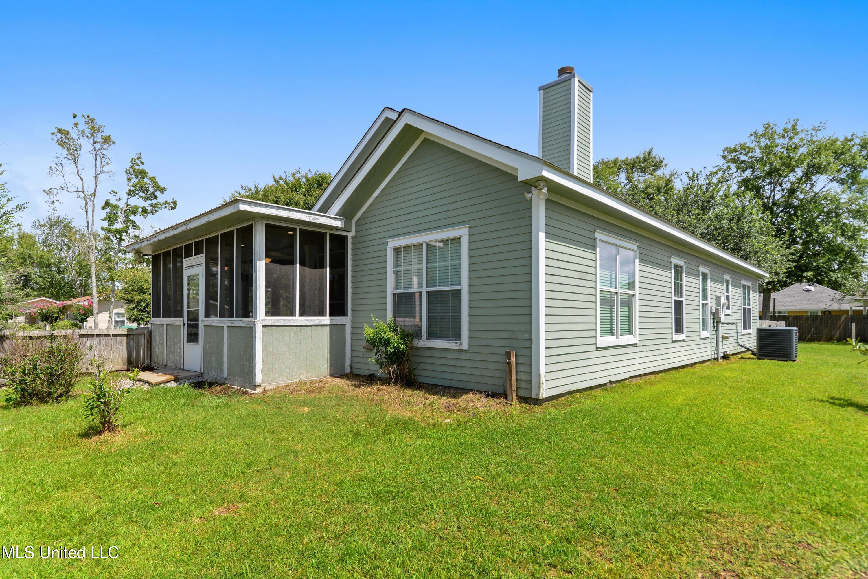 241 Bismark Street