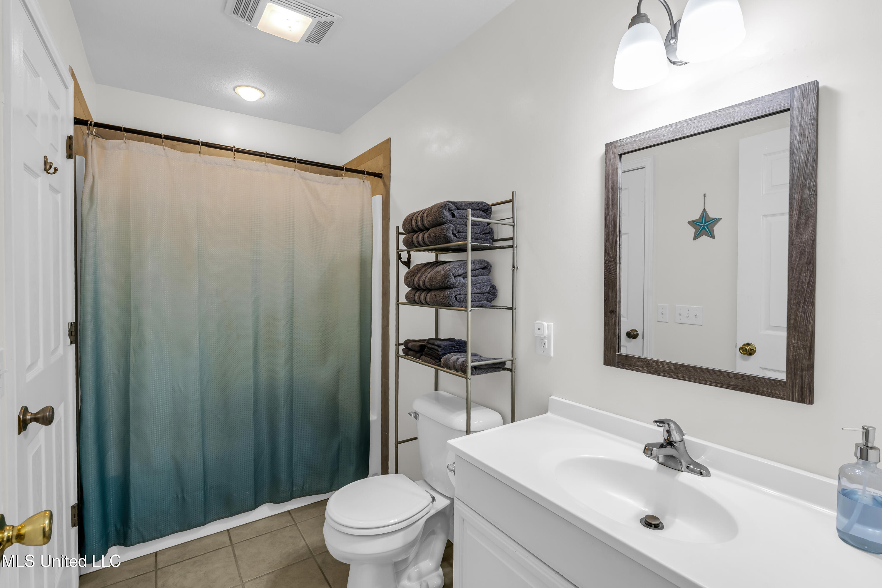 10105 /10107 Tigris Street
