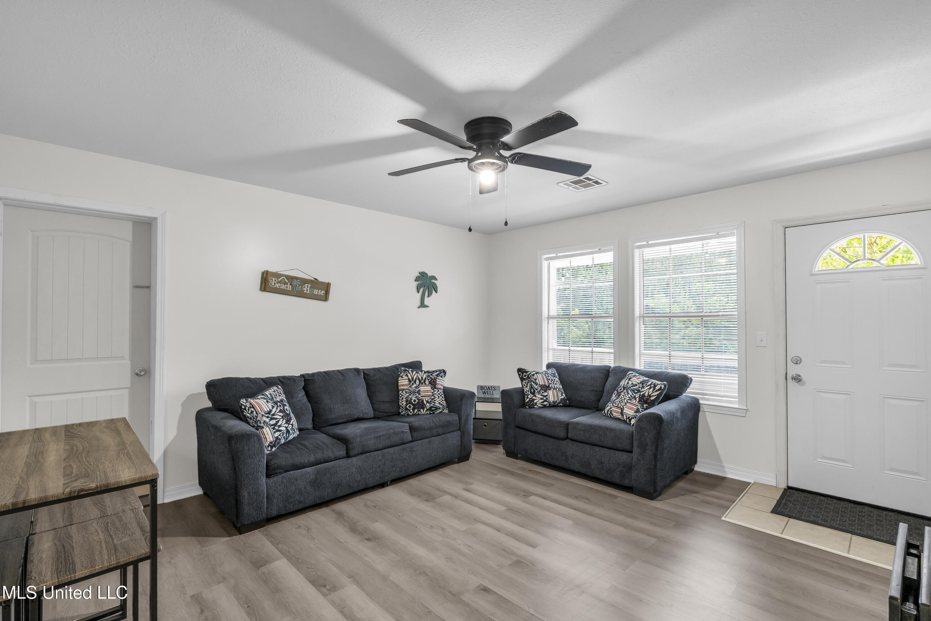 10105 /10107 Tigris Street