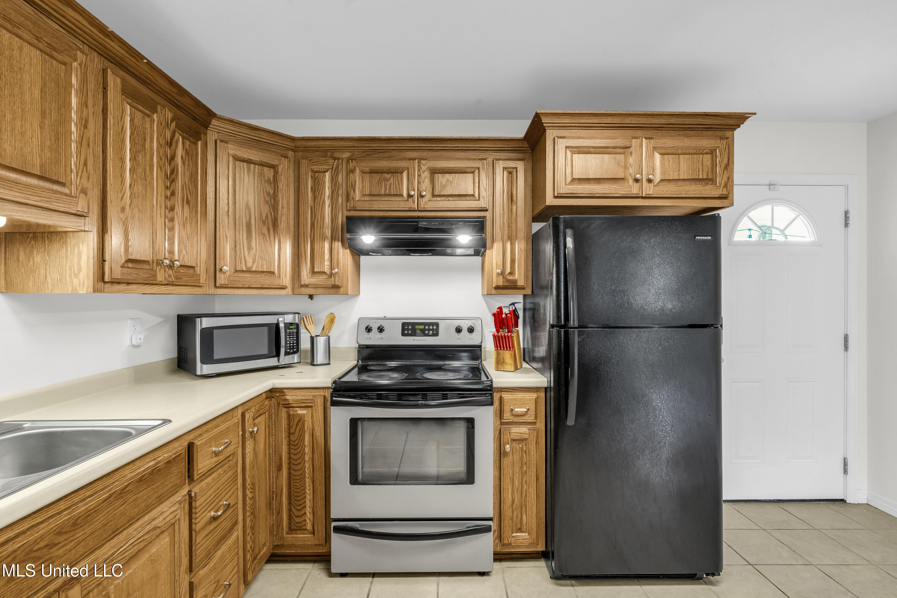 10105 /10107 Tigris Street