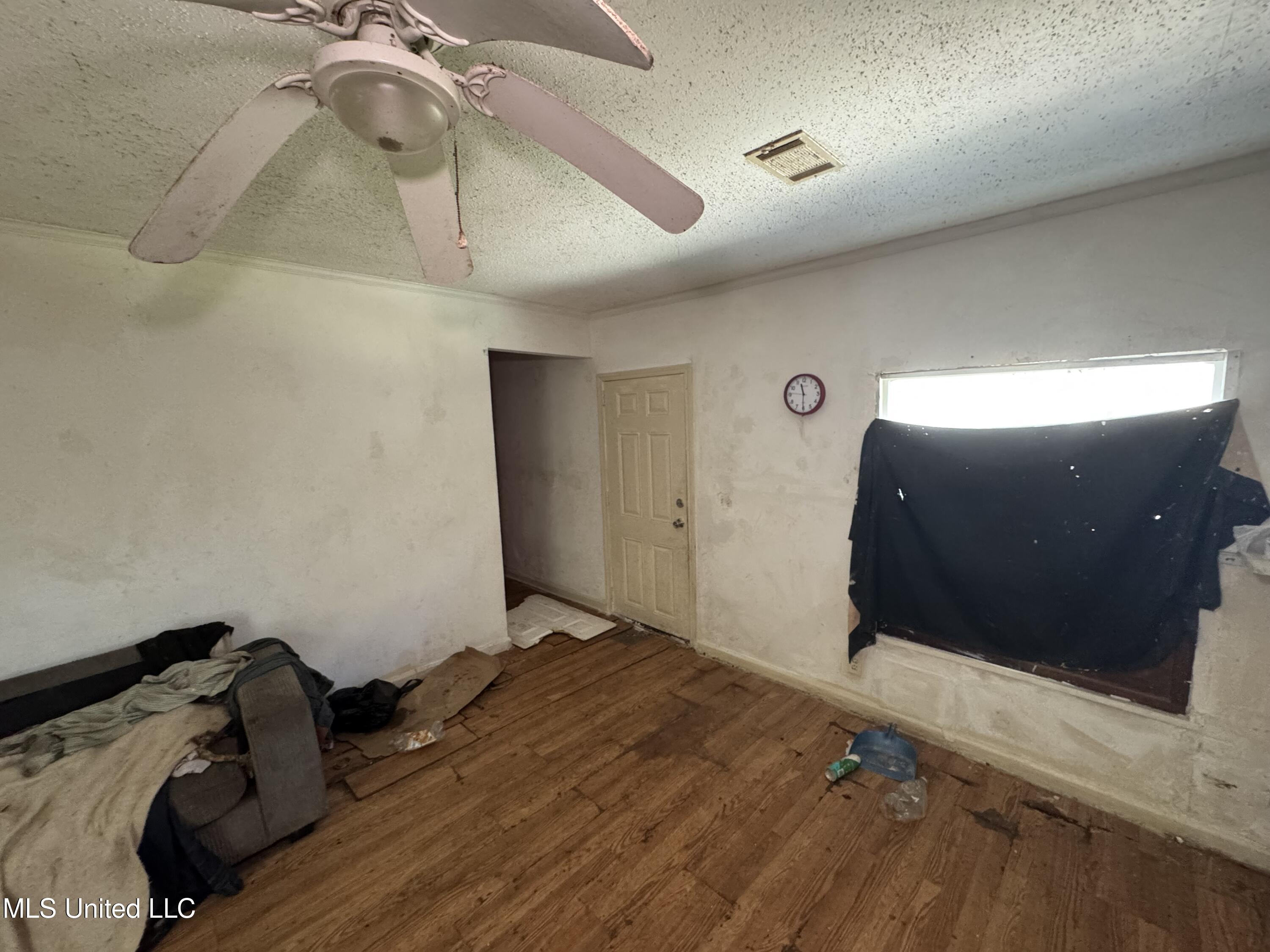 6106 E Forrest Street