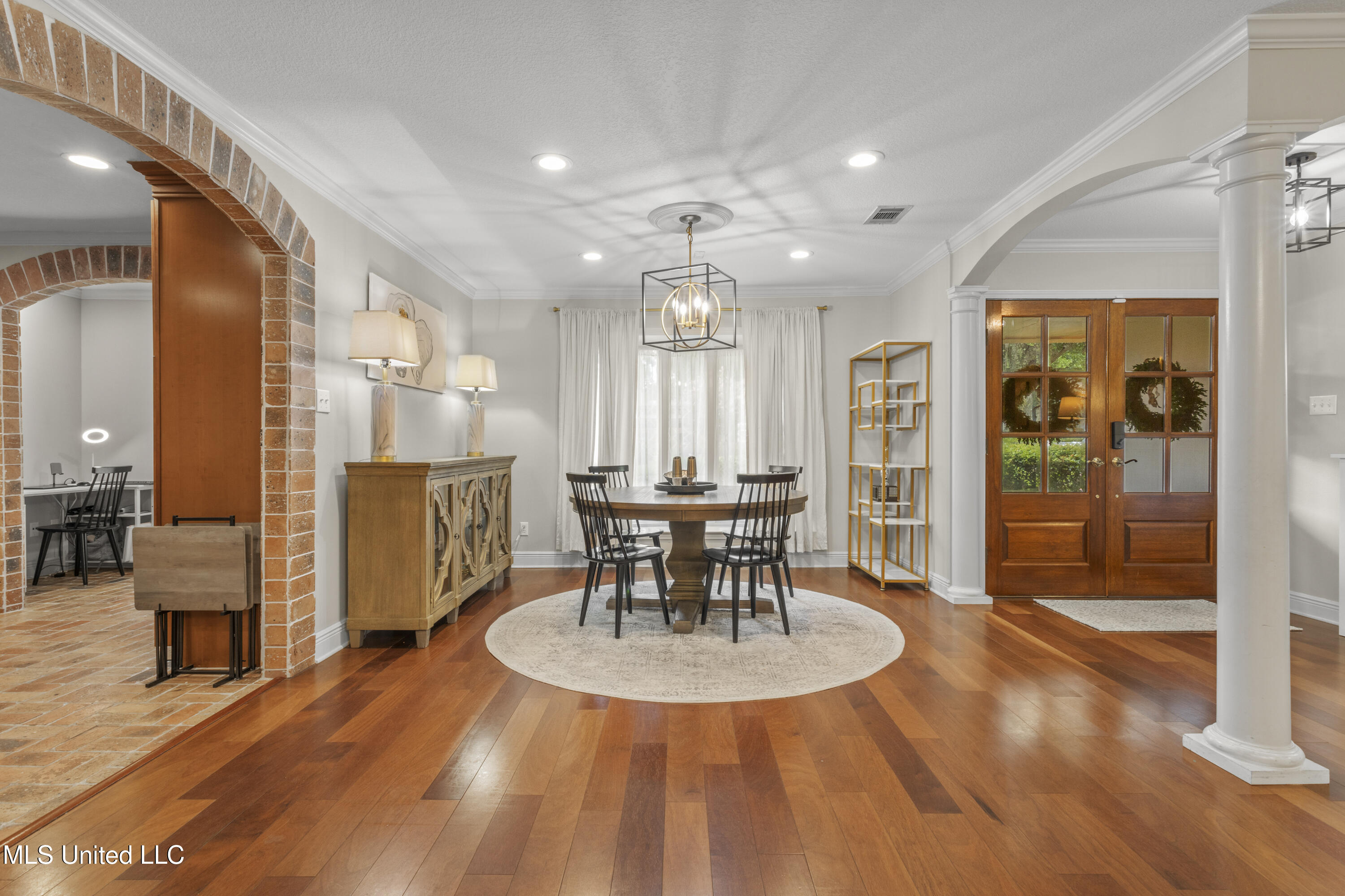 104 Driftwood Drive