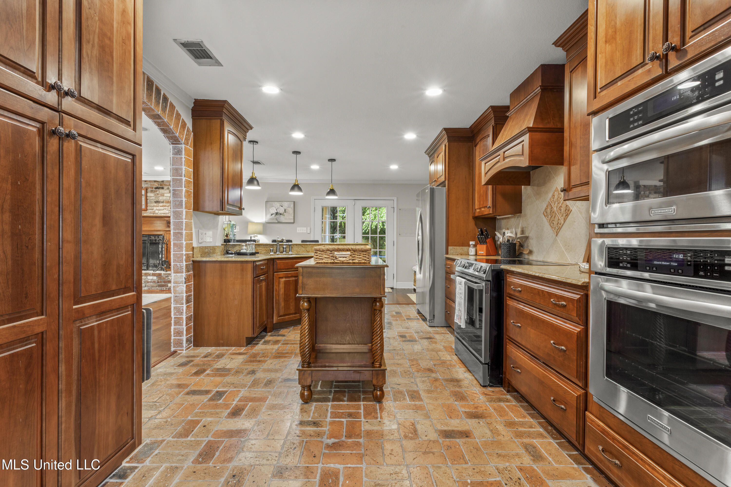 104 Driftwood Drive