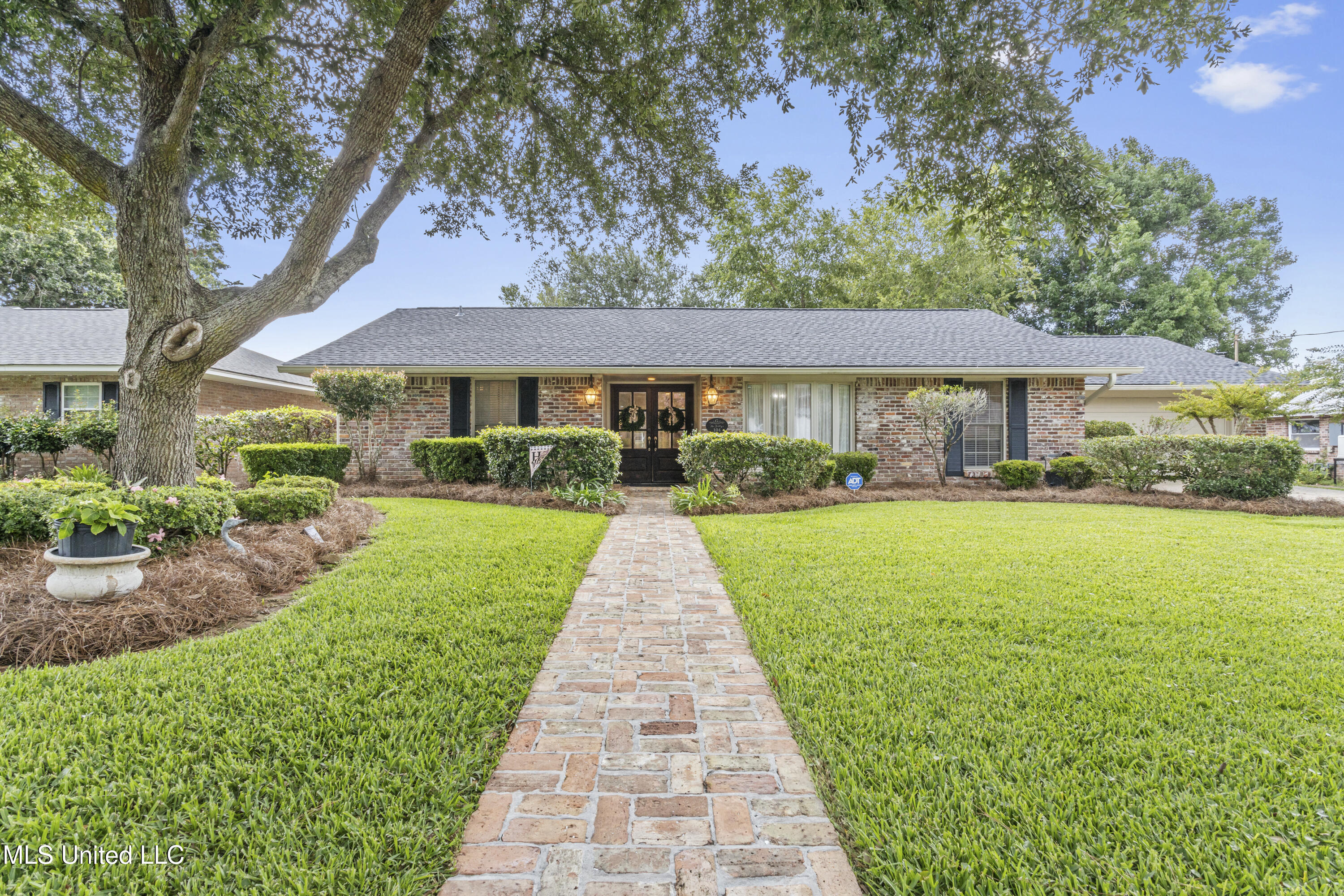 104 Driftwood Drive