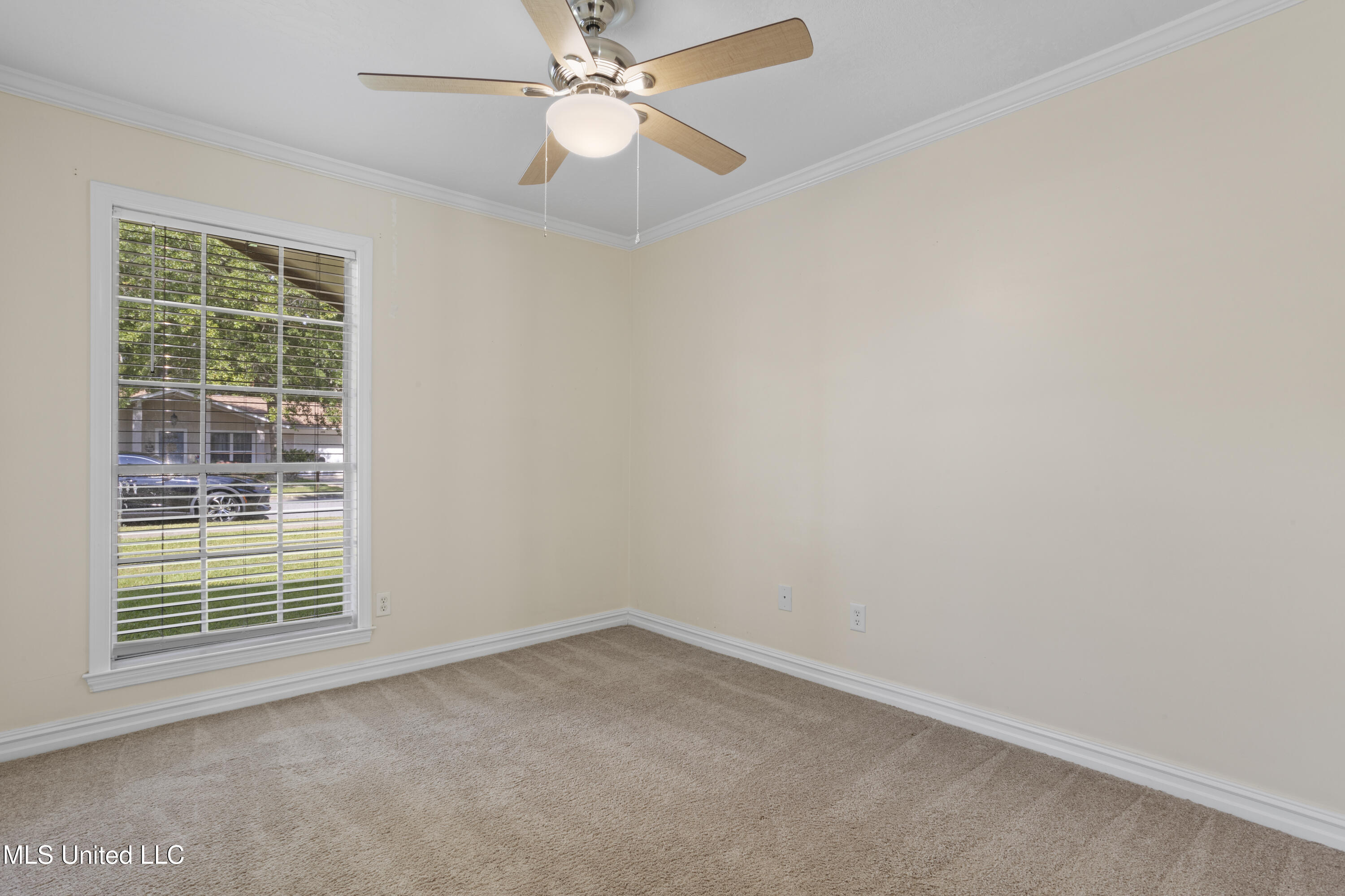 309 Jamaica Drive