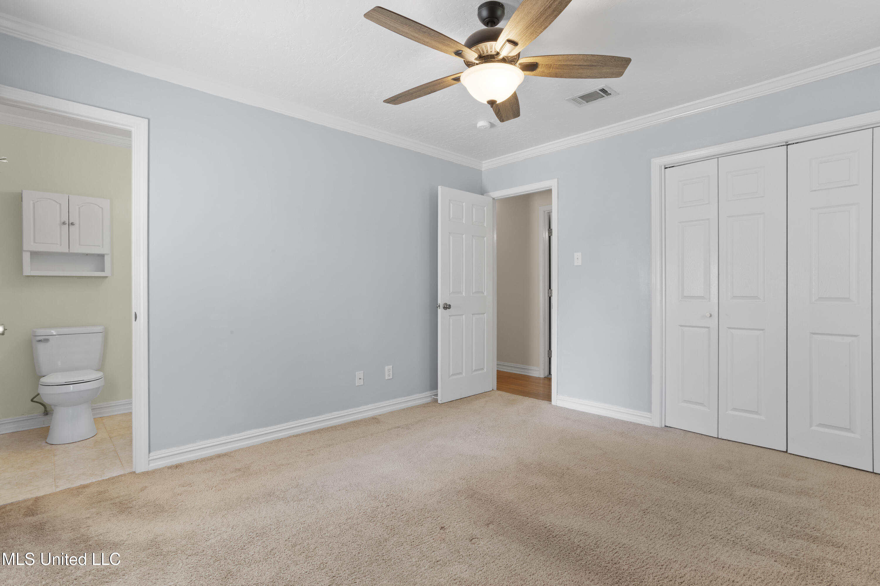 309 Jamaica Drive