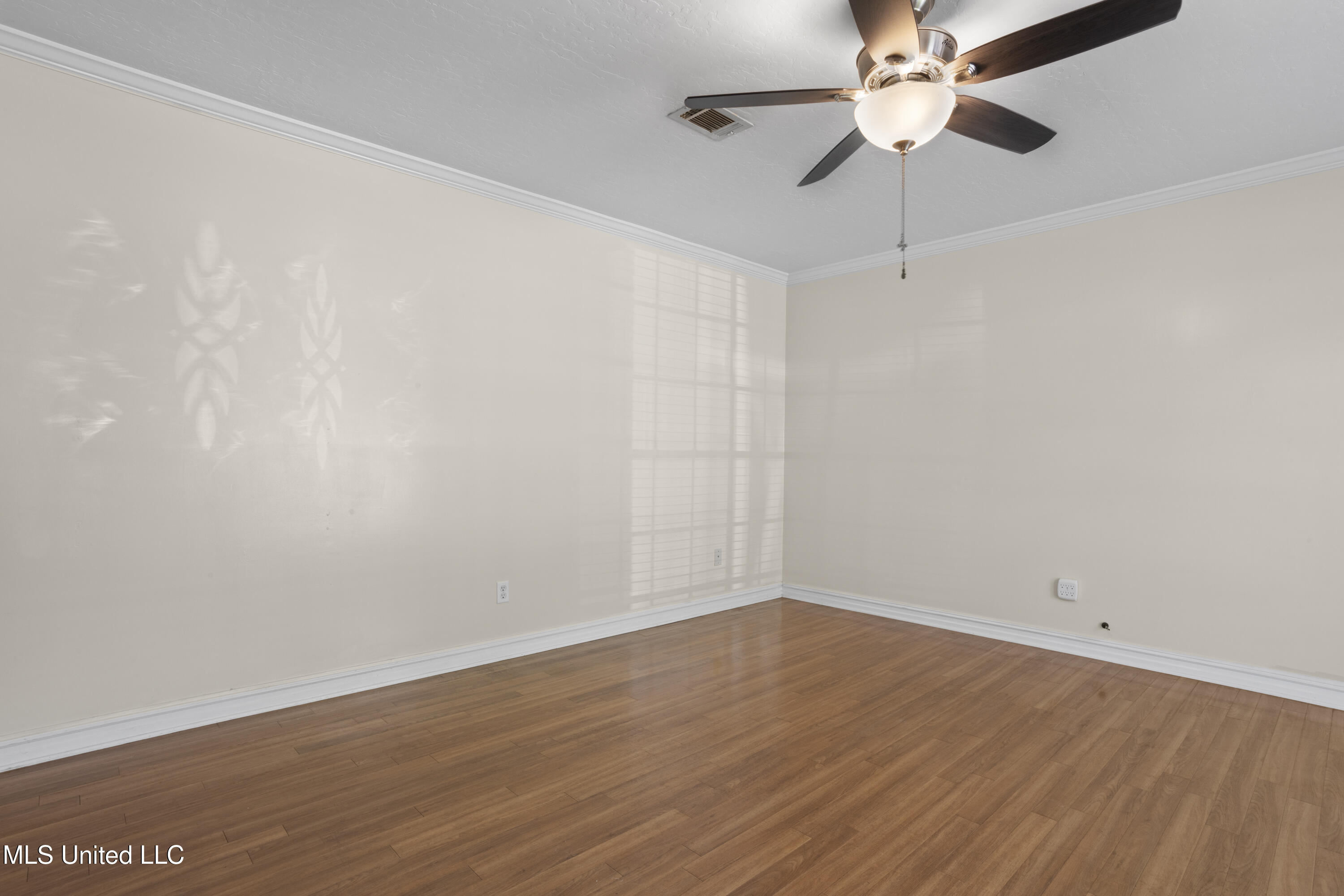 309 Jamaica Drive