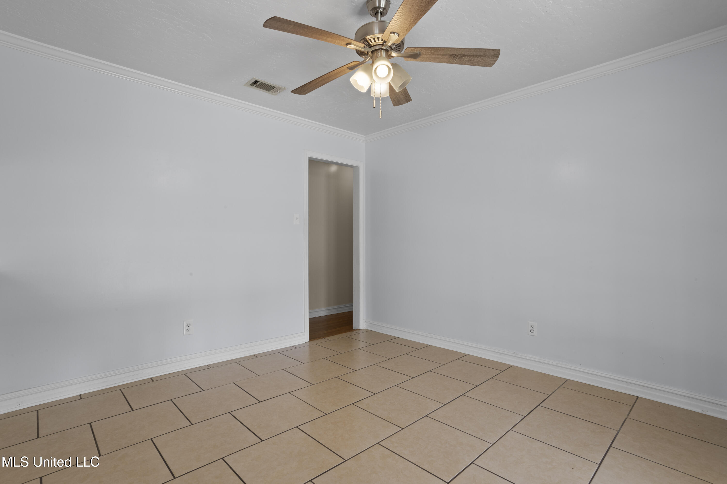 309 Jamaica Drive