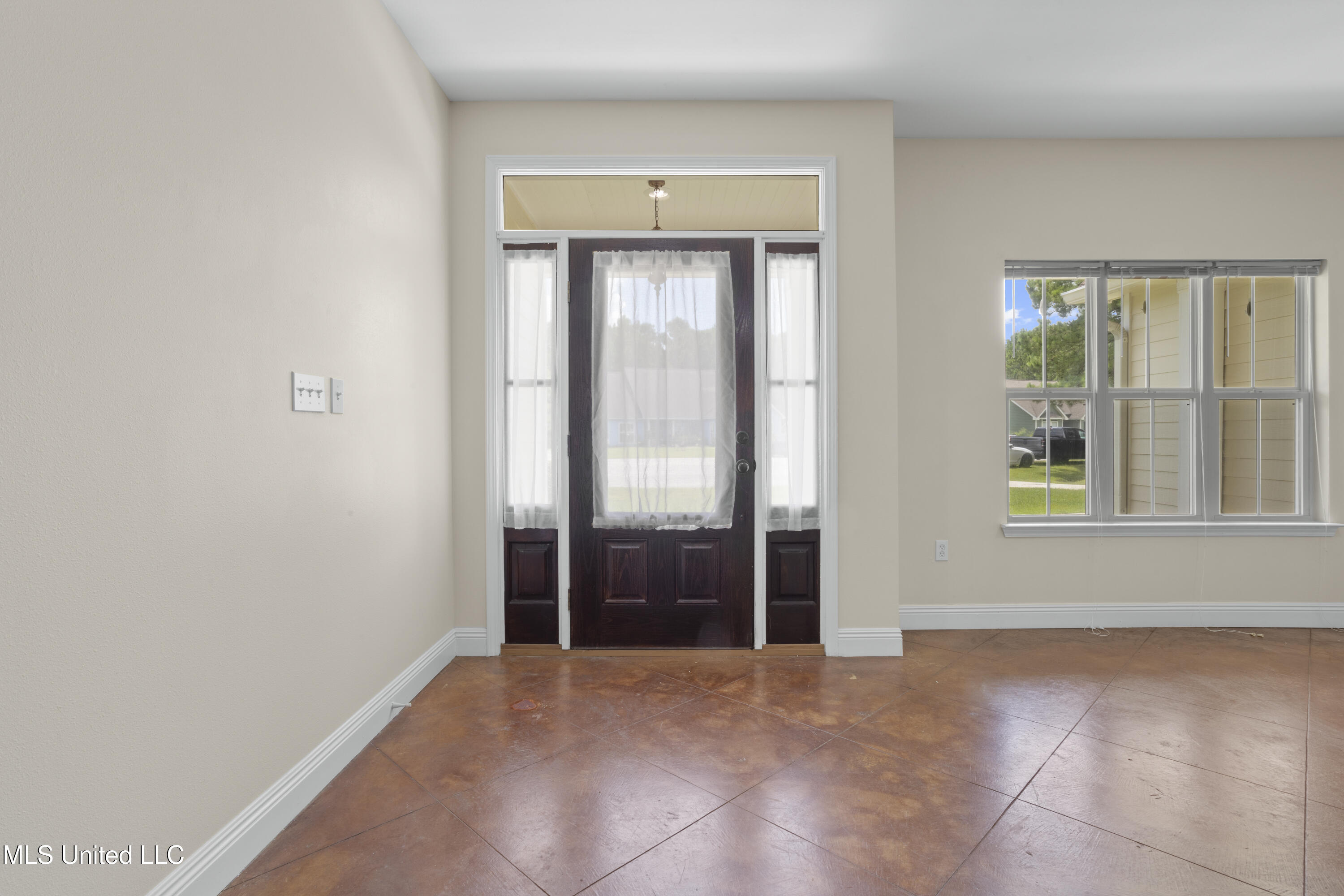 607 Taylor Trail