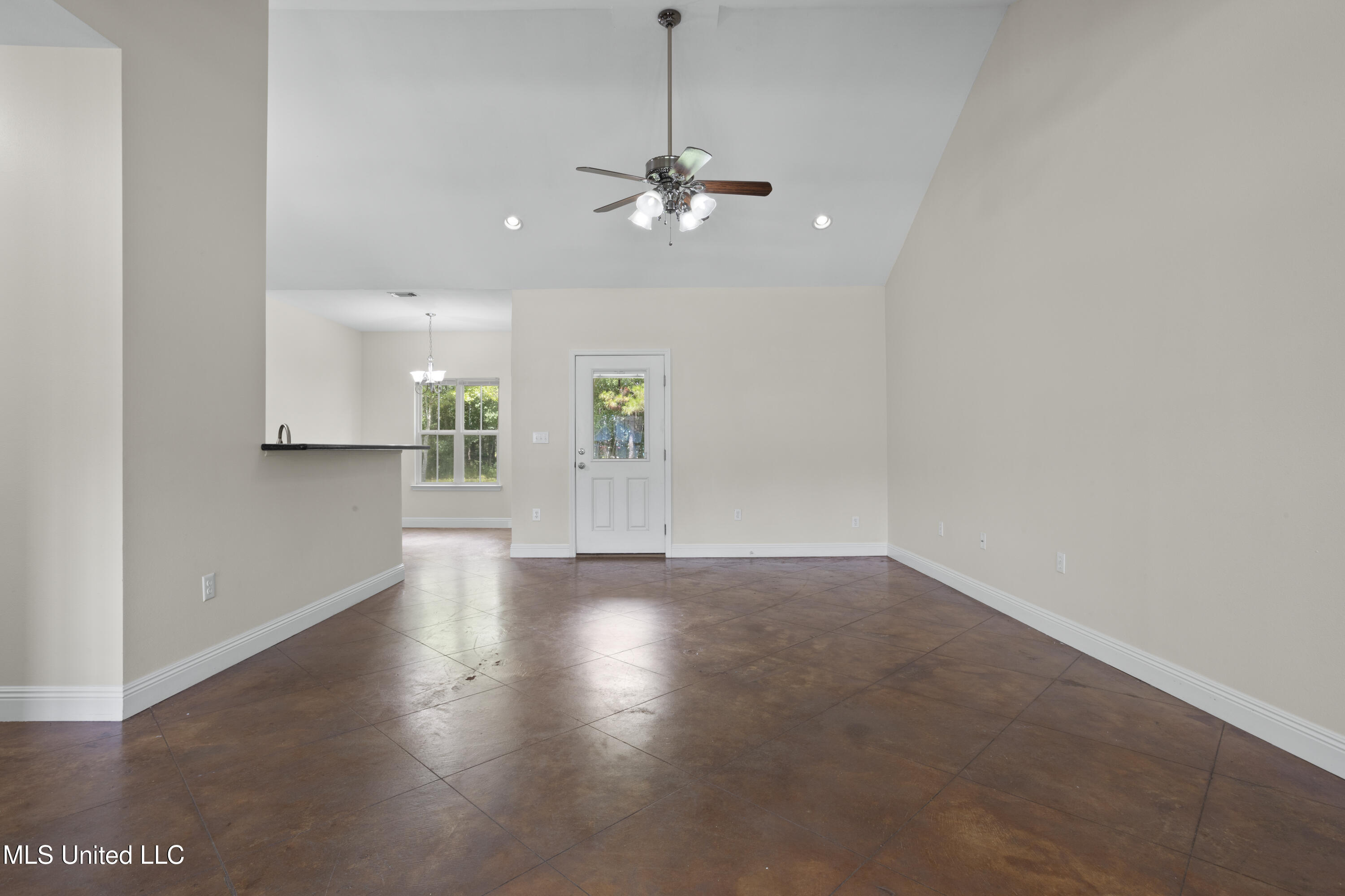 607 Taylor Trail