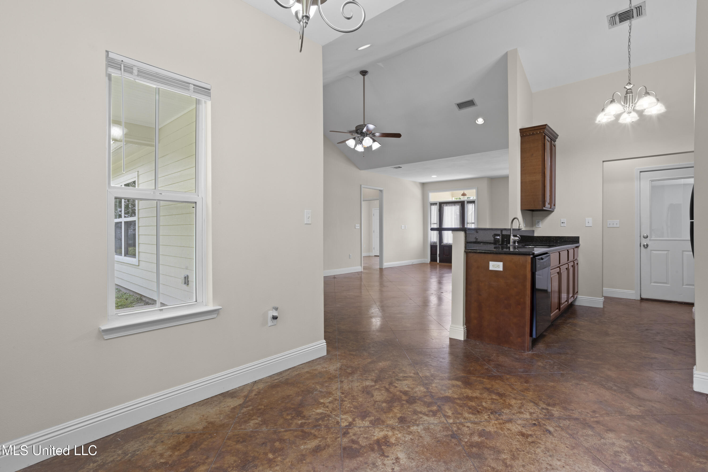 607 Taylor Trail
