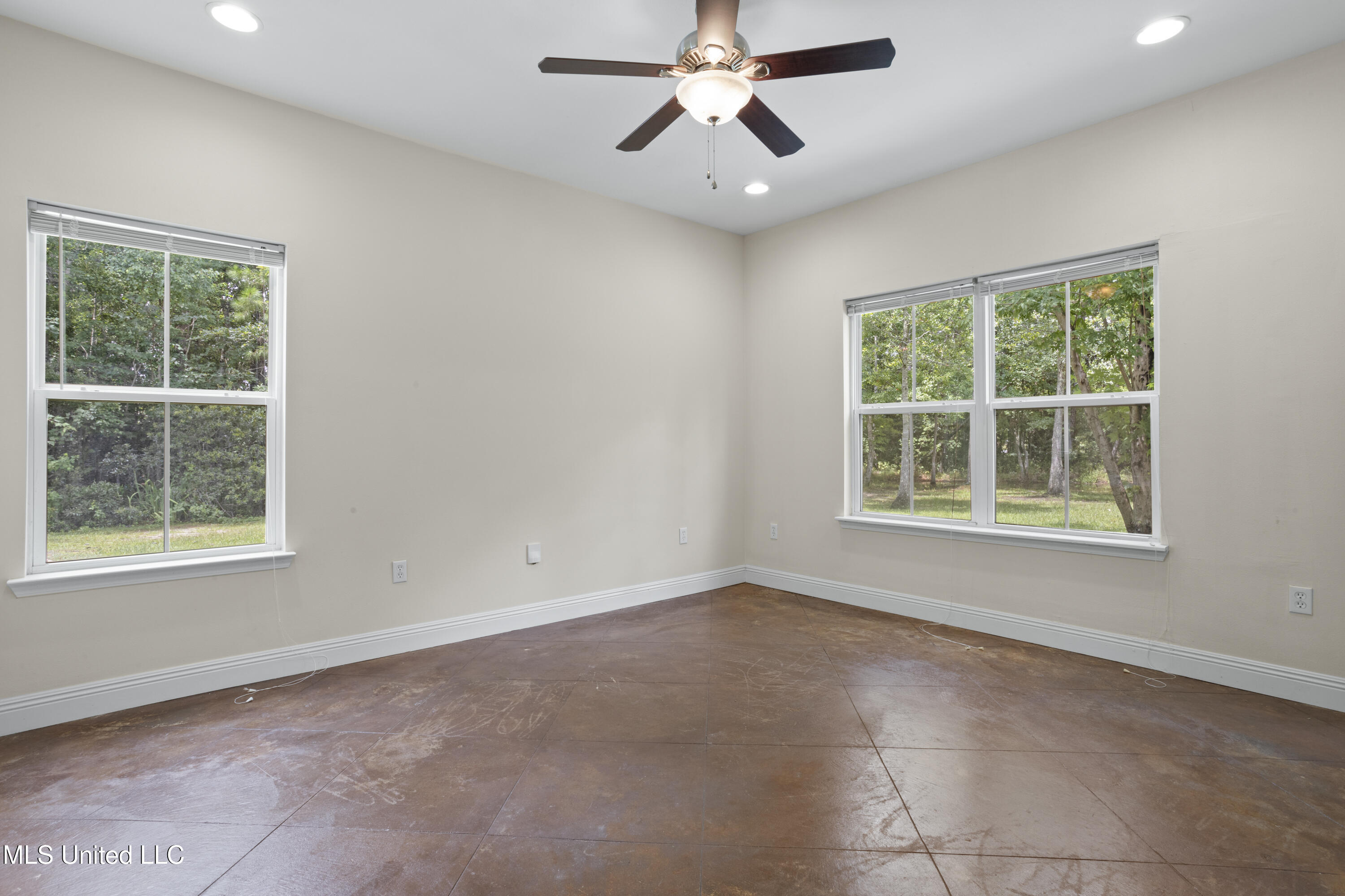 607 Taylor Trail