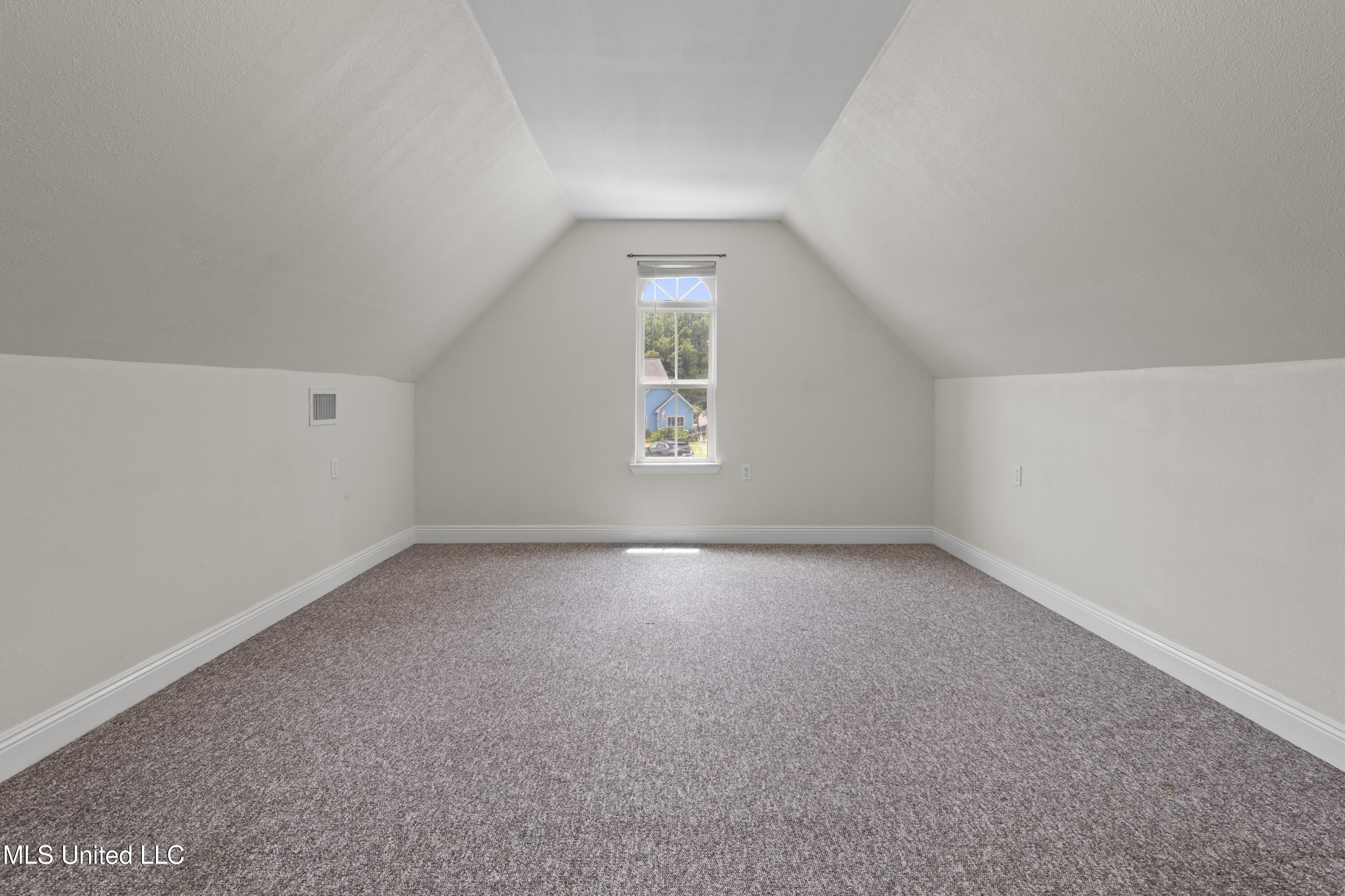 607 Taylor Trail