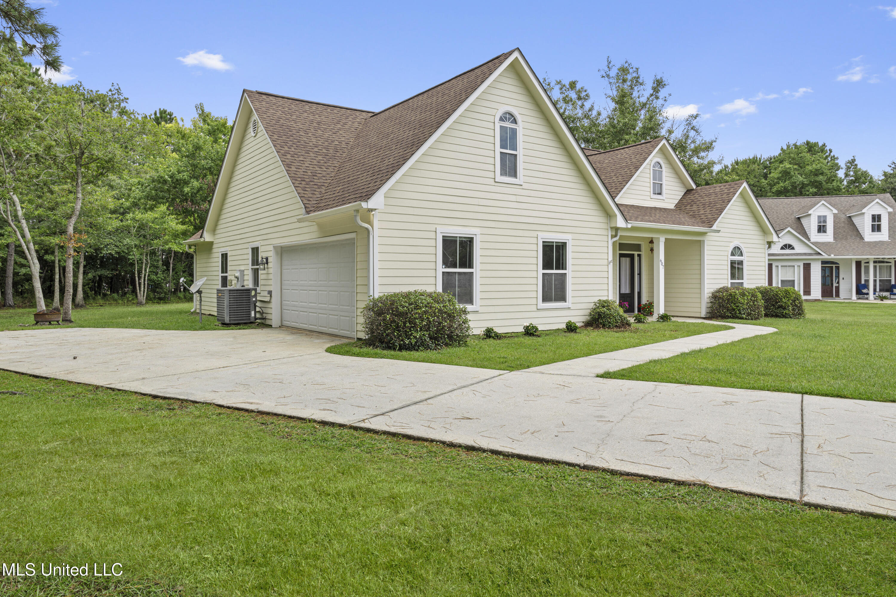 607 Taylor Trail