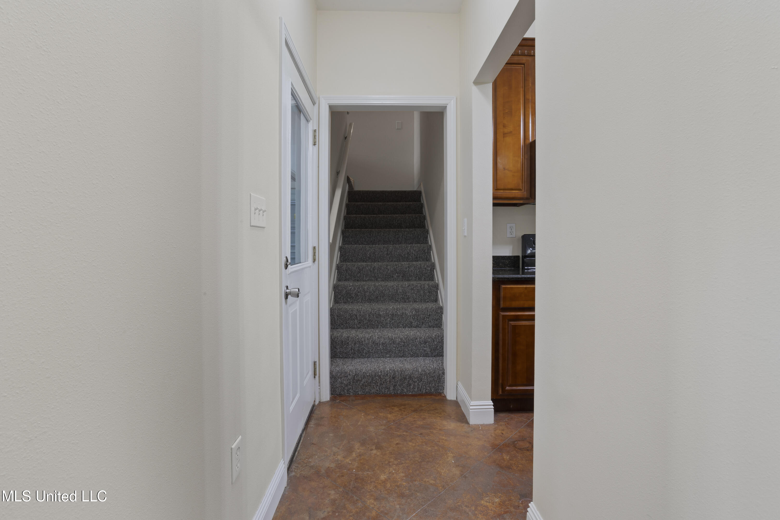 607 Taylor Trail