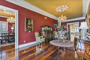 120 W Scenic Drive