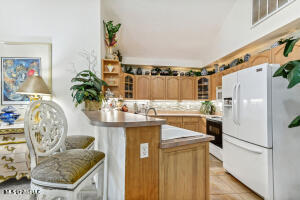 120 W Scenic Drive