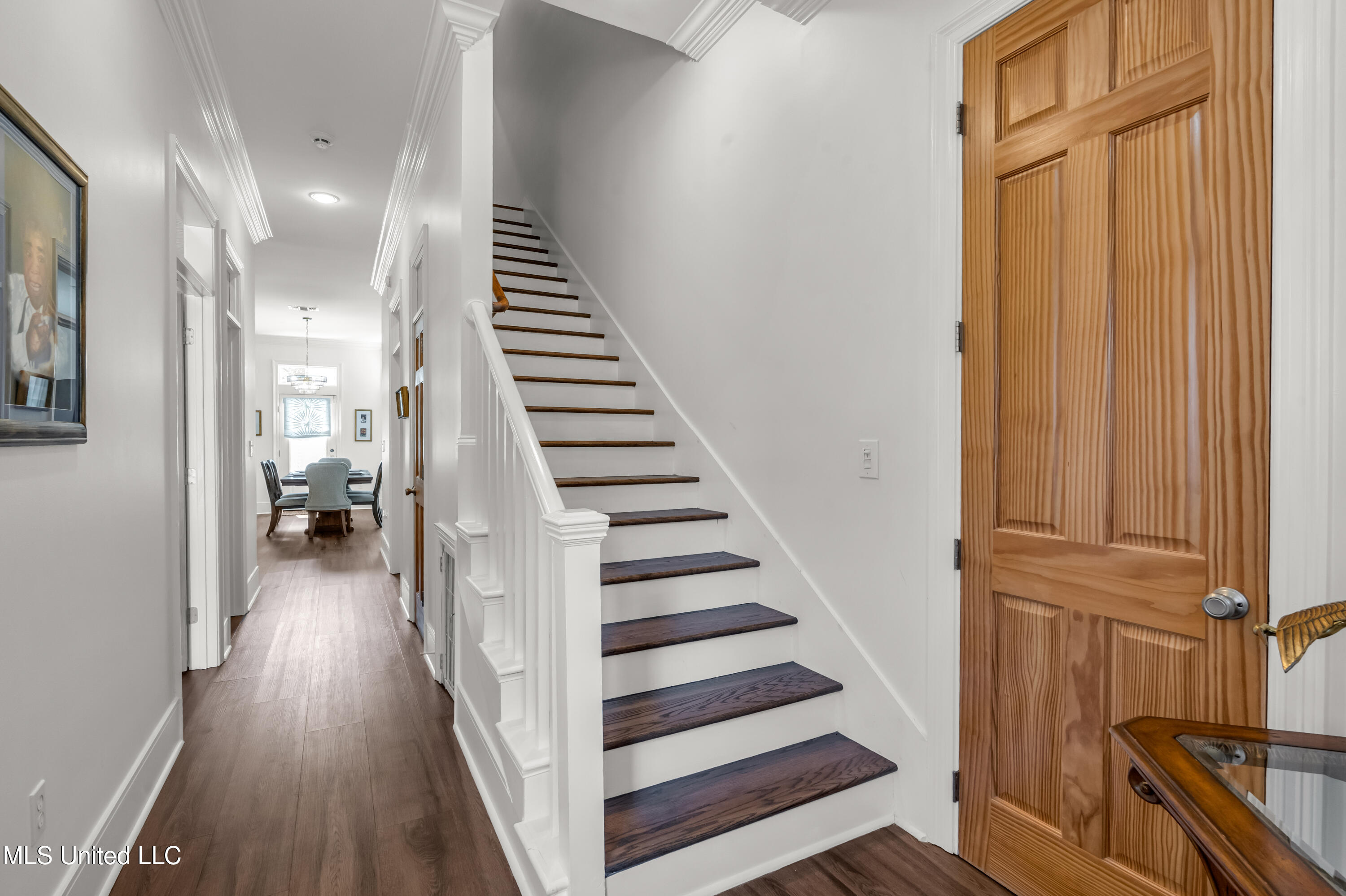 27 Chapel Hill Road