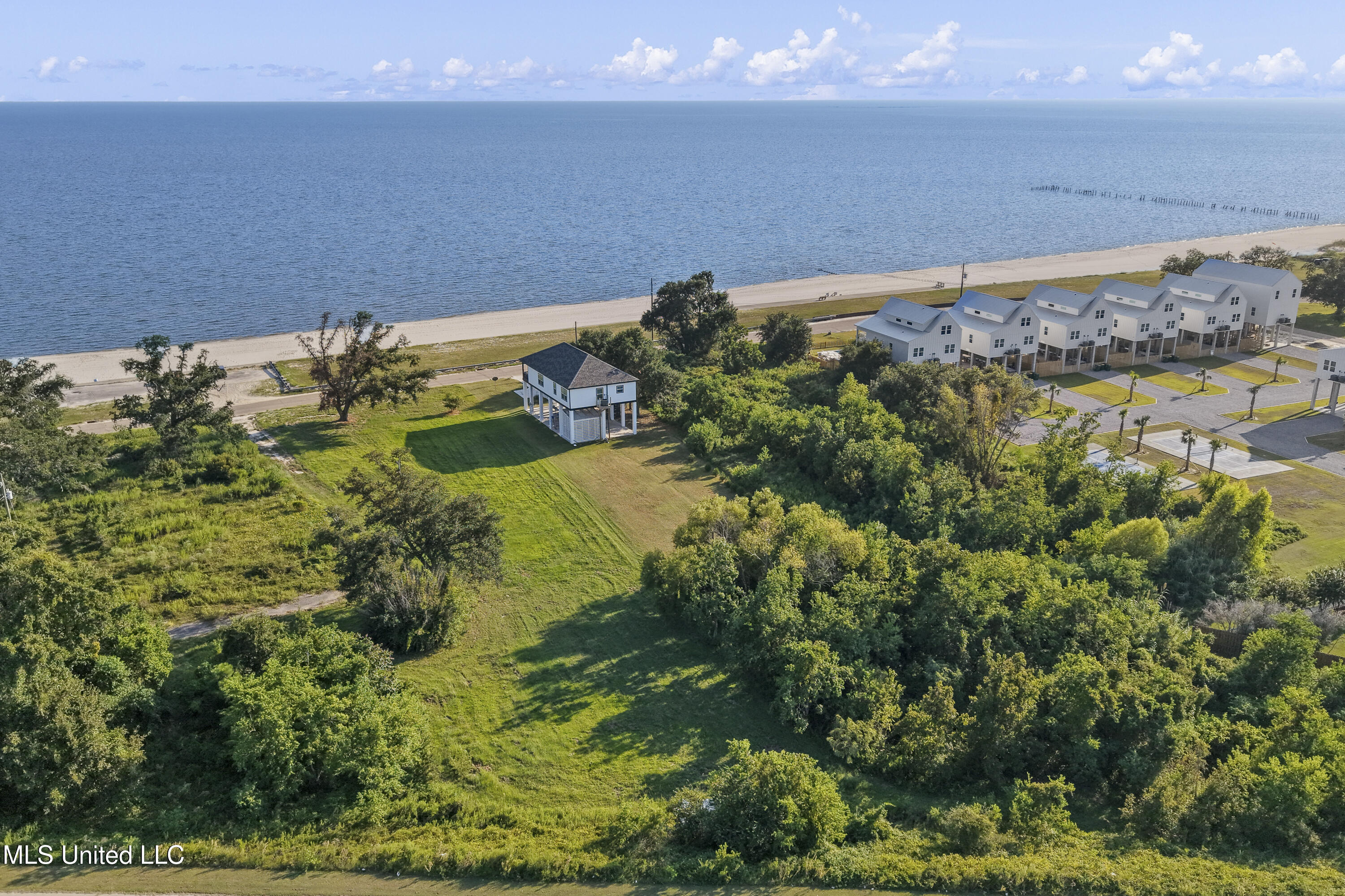 1306 Beach Boulevard