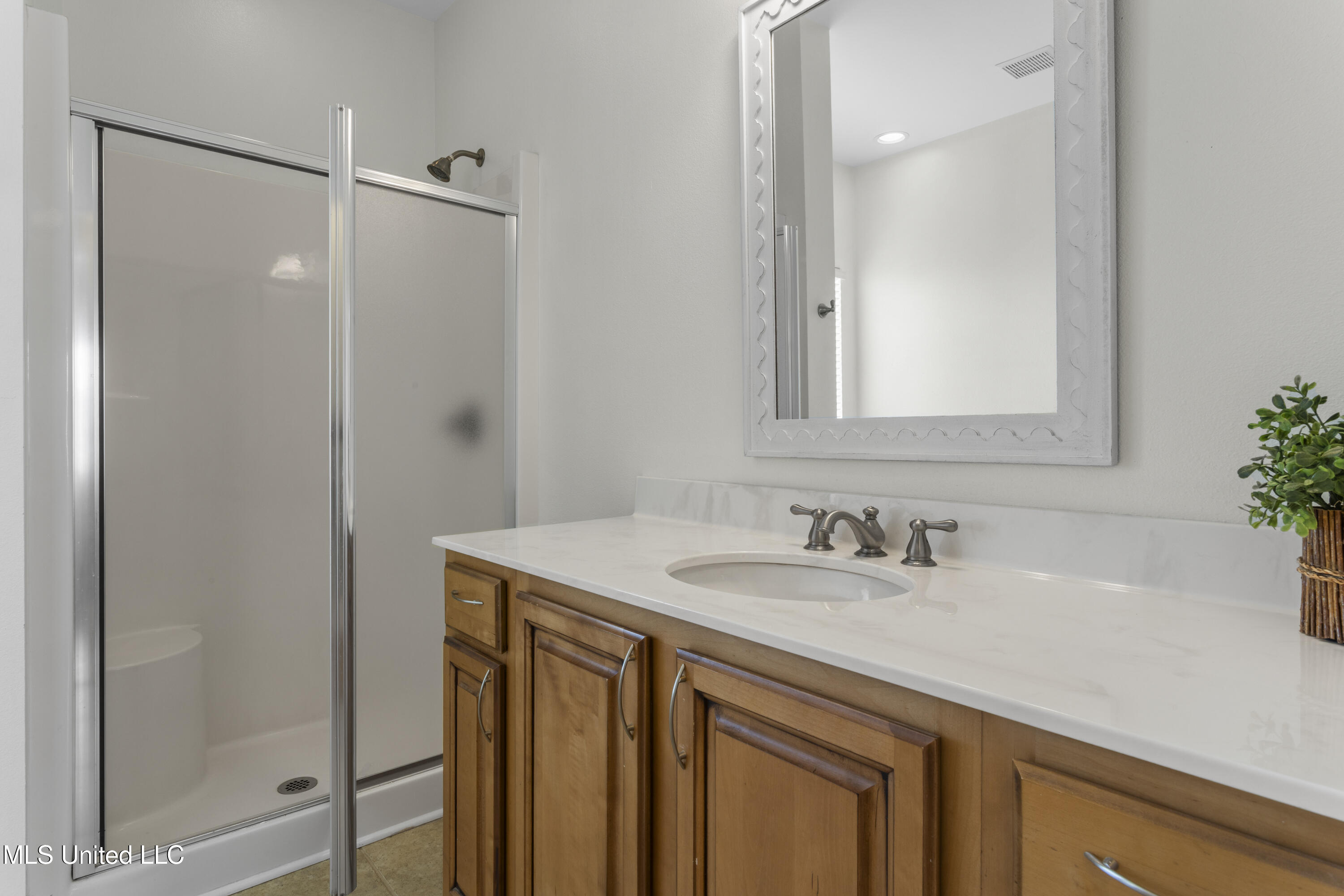 4011 S Nassau Street